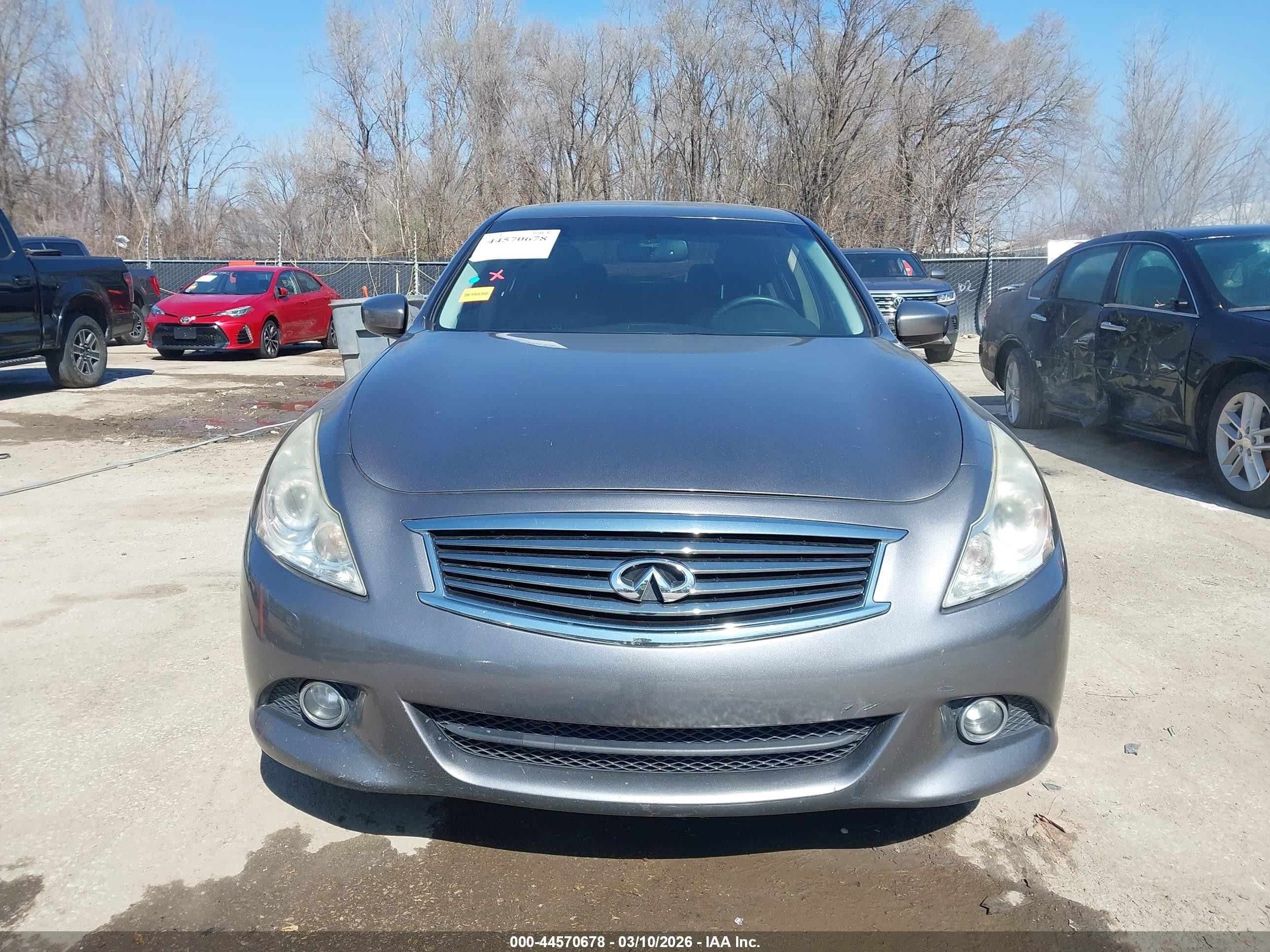 2011 Infiniti G37x   Silver vin: JN1CV6AR2BM401630