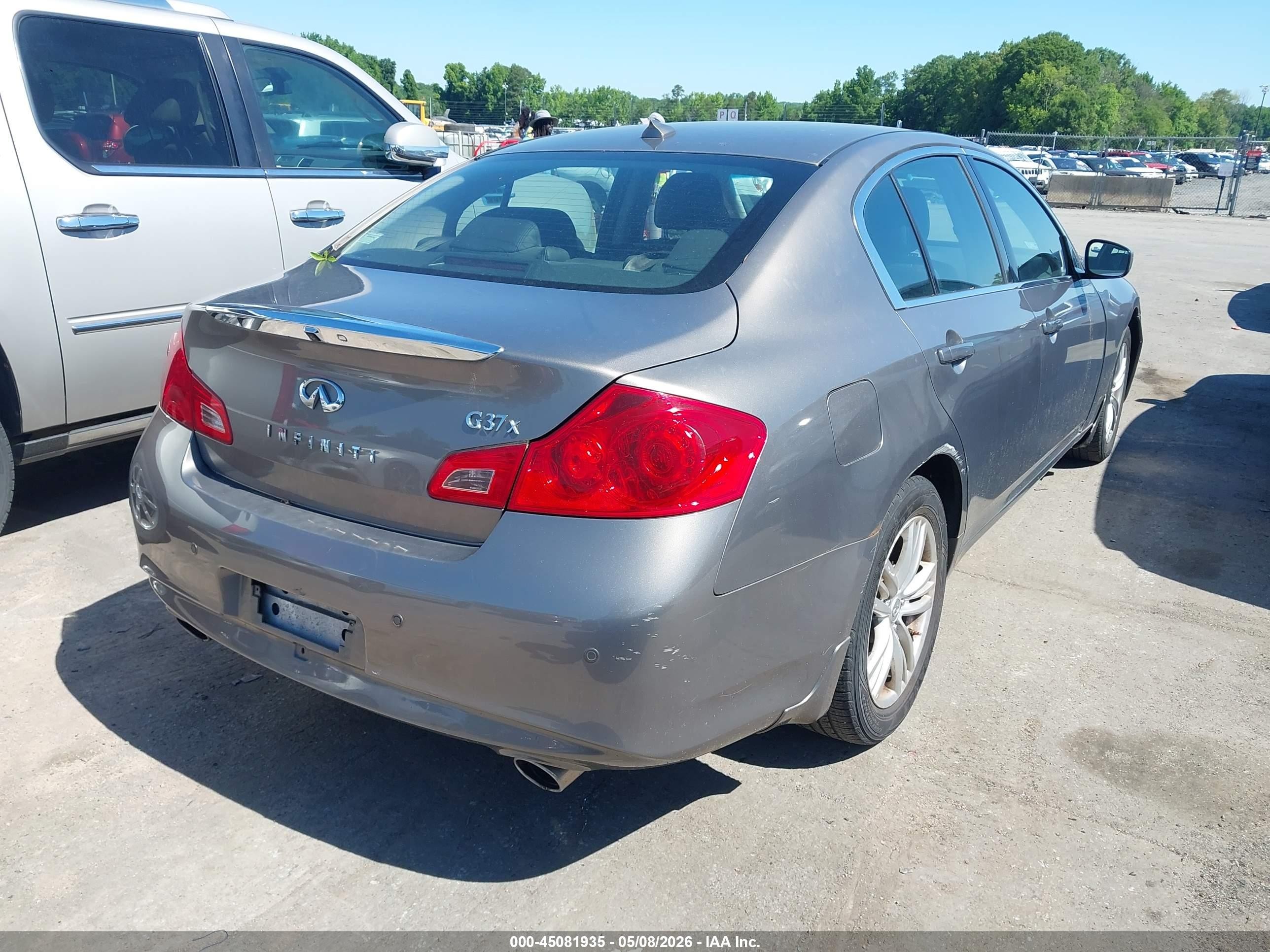 2011 Infiniti G37x Gray vin: JN1CV6AR2BM406472
