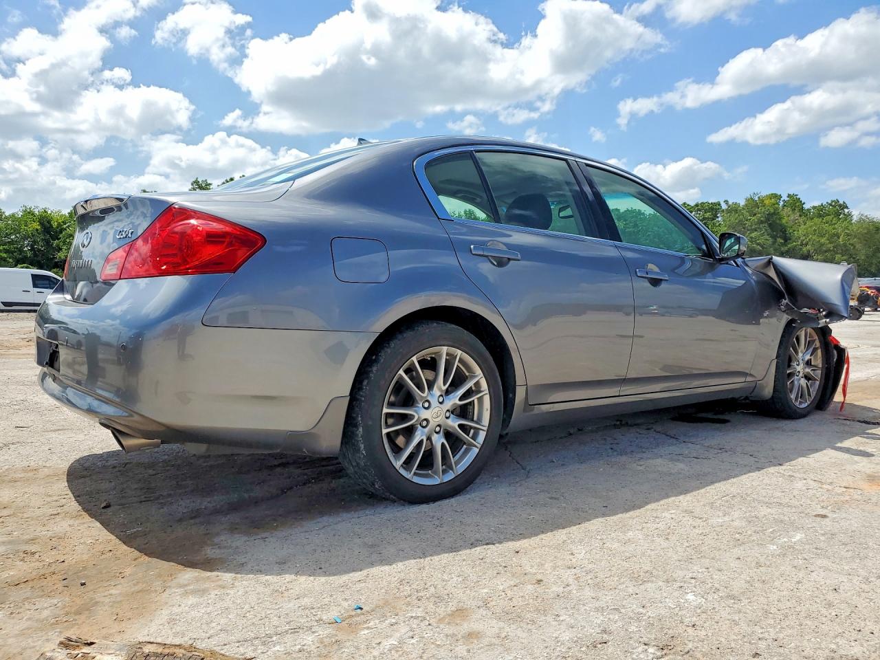2011 Infiniti G37 Sedan X Silver vin: JN1CV6AR2BM408206