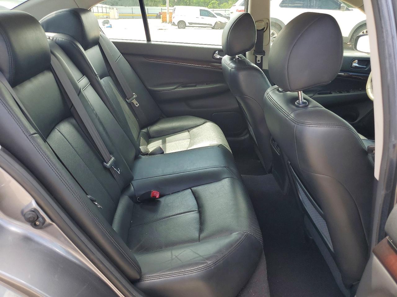 2011 Infiniti G37 Sedan X Silver vin: JN1CV6AR2BM408206