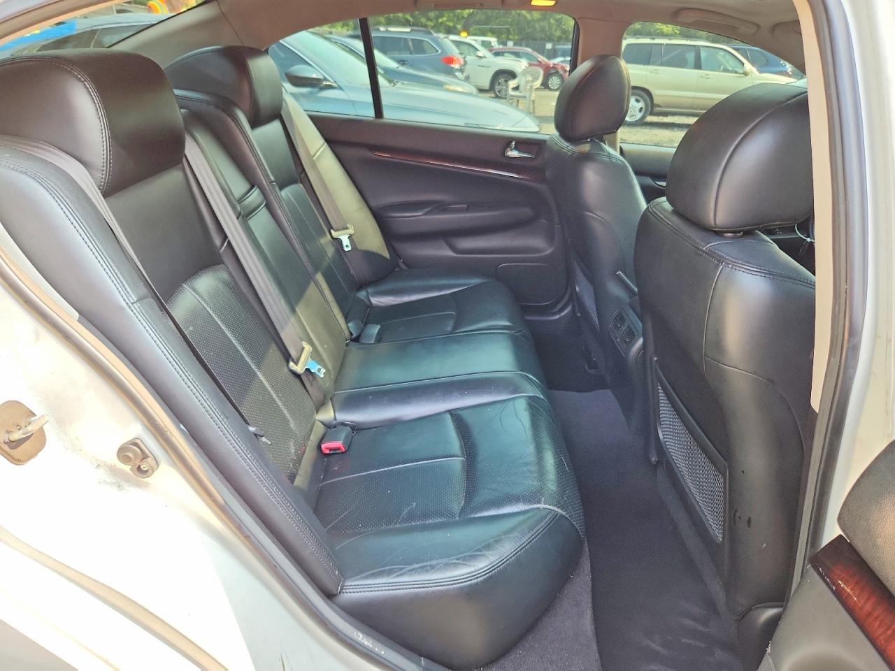 2012 Infiniti G37 Sedan X White vin: JN1CV6AR2CM677825