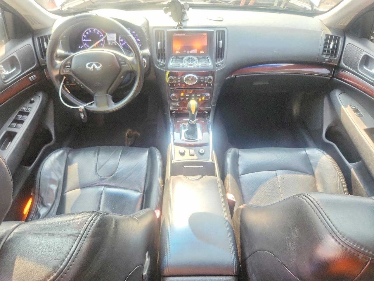 2012 Infiniti G37 Sedan X White vin: JN1CV6AR2CM677825