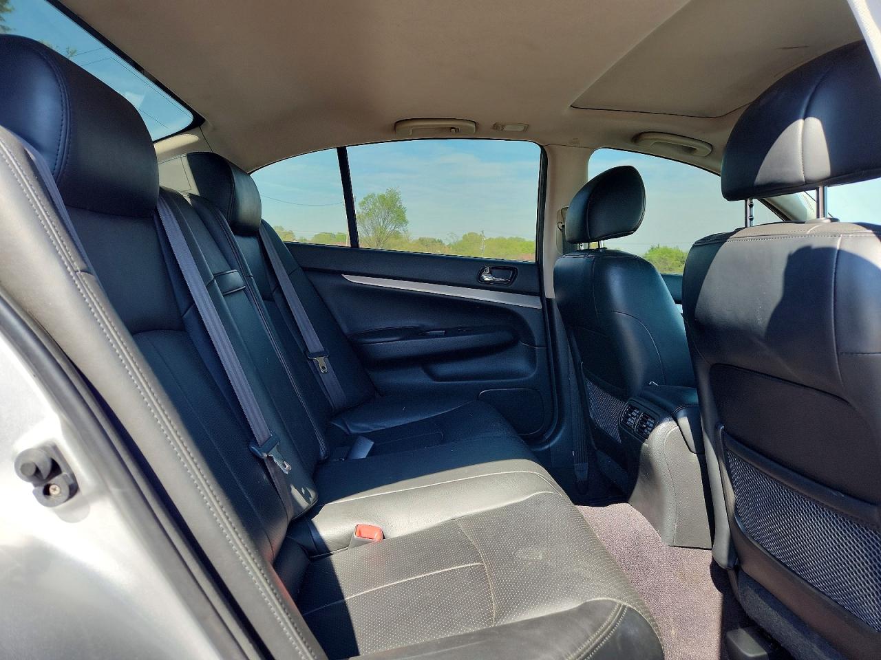 2013 Infiniti G37 Sedan X Silver vin: JN1CV6AR2DM357048
