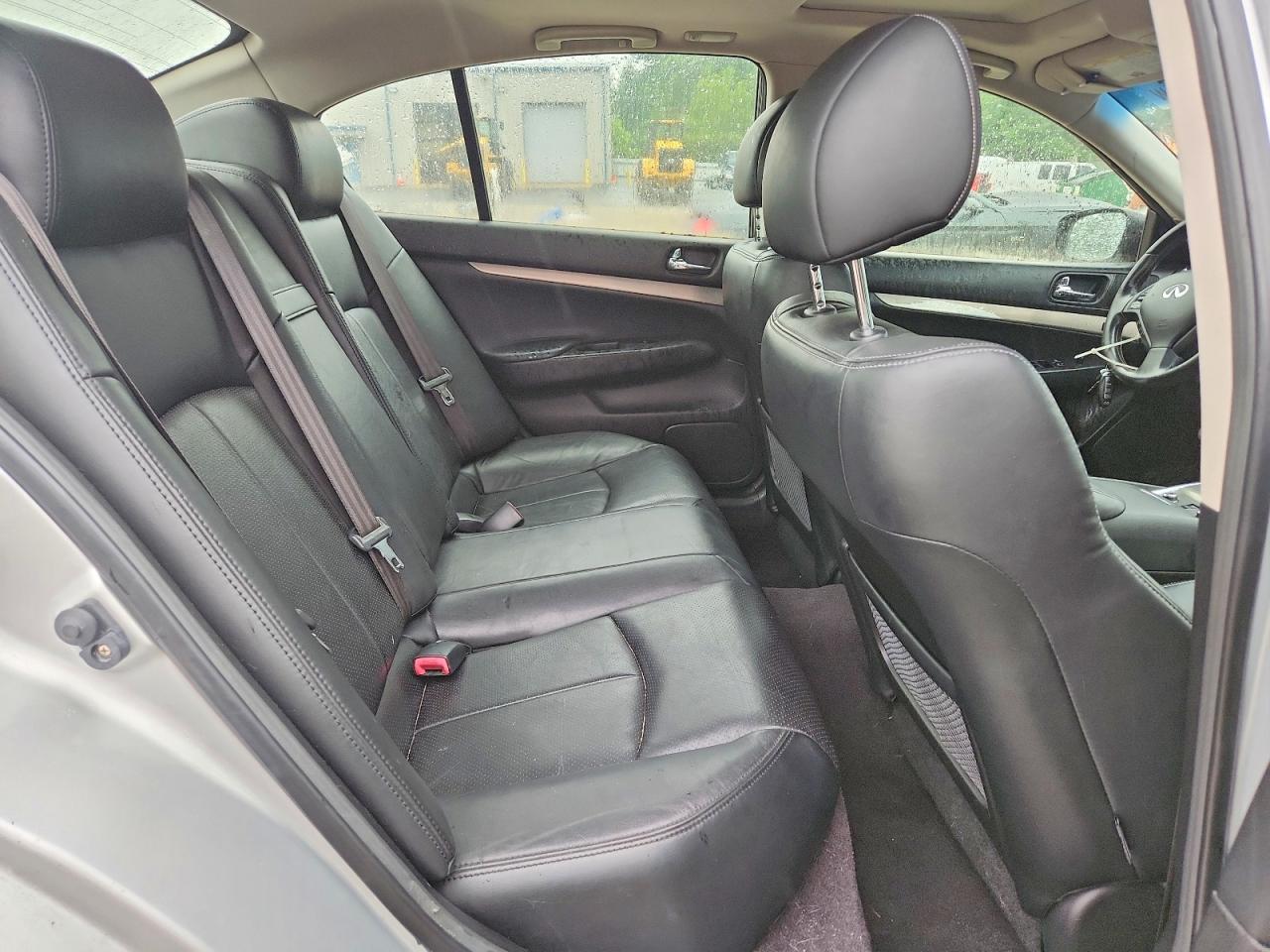 2013 Infiniti G37 Sedan X Silver vin: JN1CV6AR2DM753593