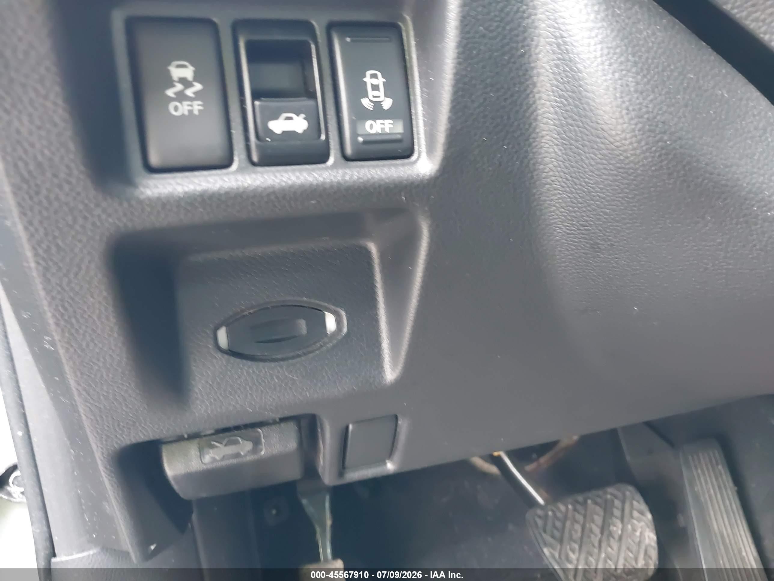 2013 Infiniti G37x Серебряный vin: JN1CV6AR2DM755876