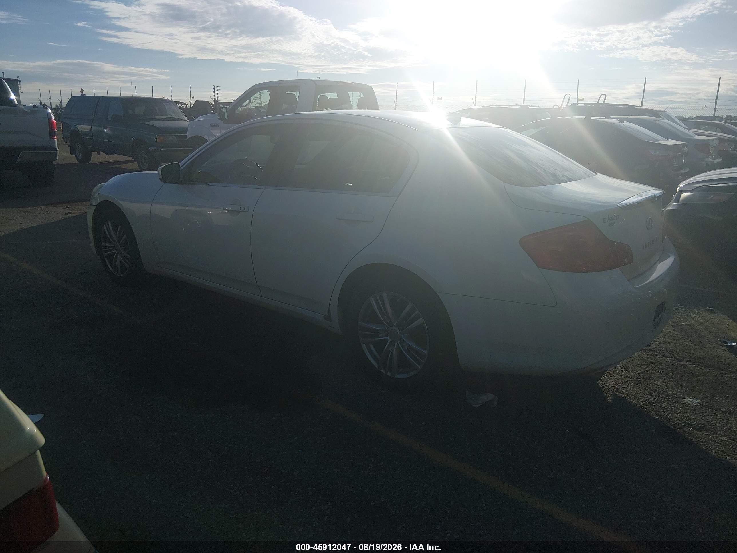 2013 Infiniti G37x White vin: JN1CV6AR2DM756798