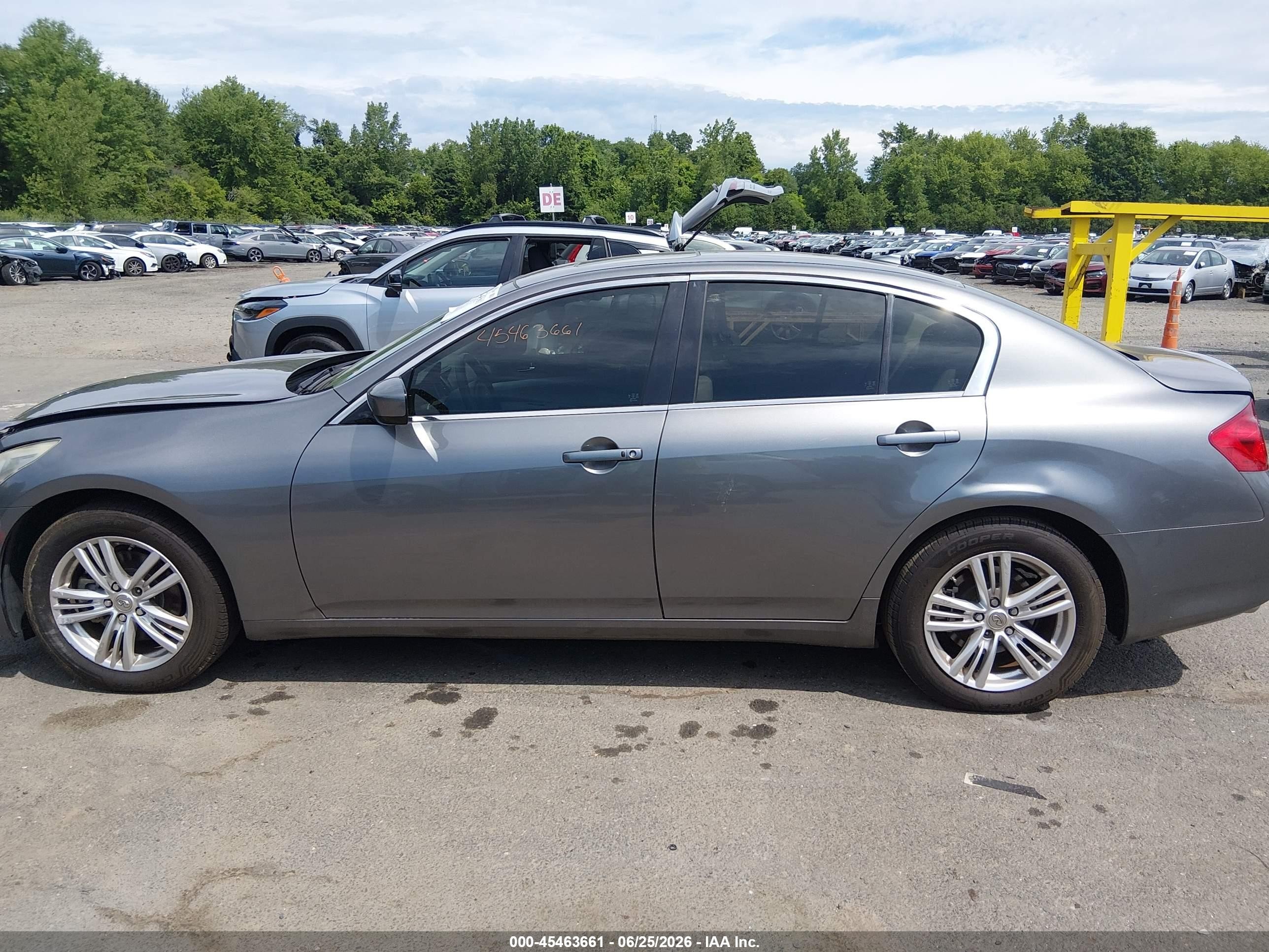 2013 Infiniti G37x Серый vin: JN1CV6AR2DM765209