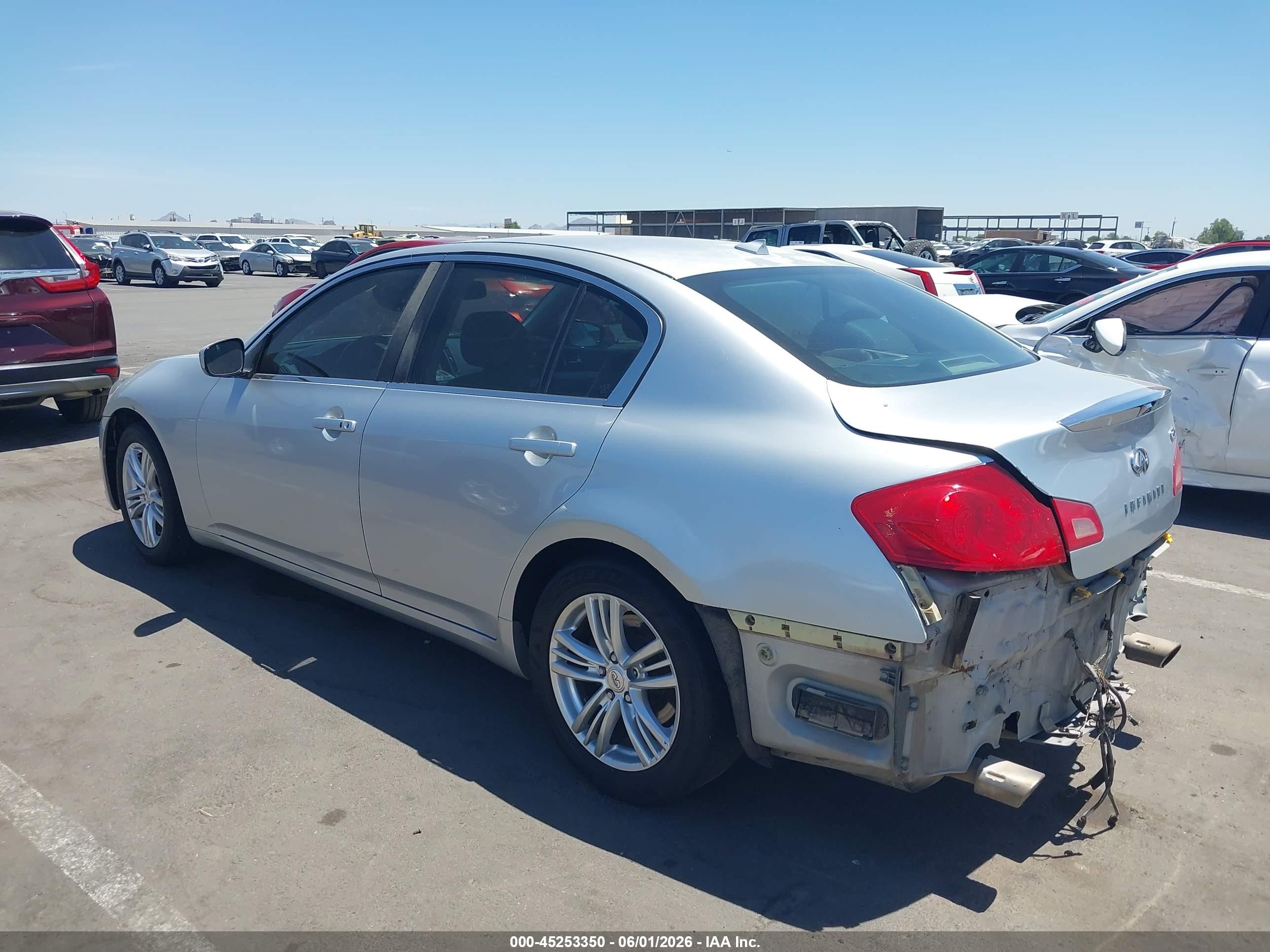 2013 Infiniti G37x   Silver vin: JN1CV6AR2DM767347