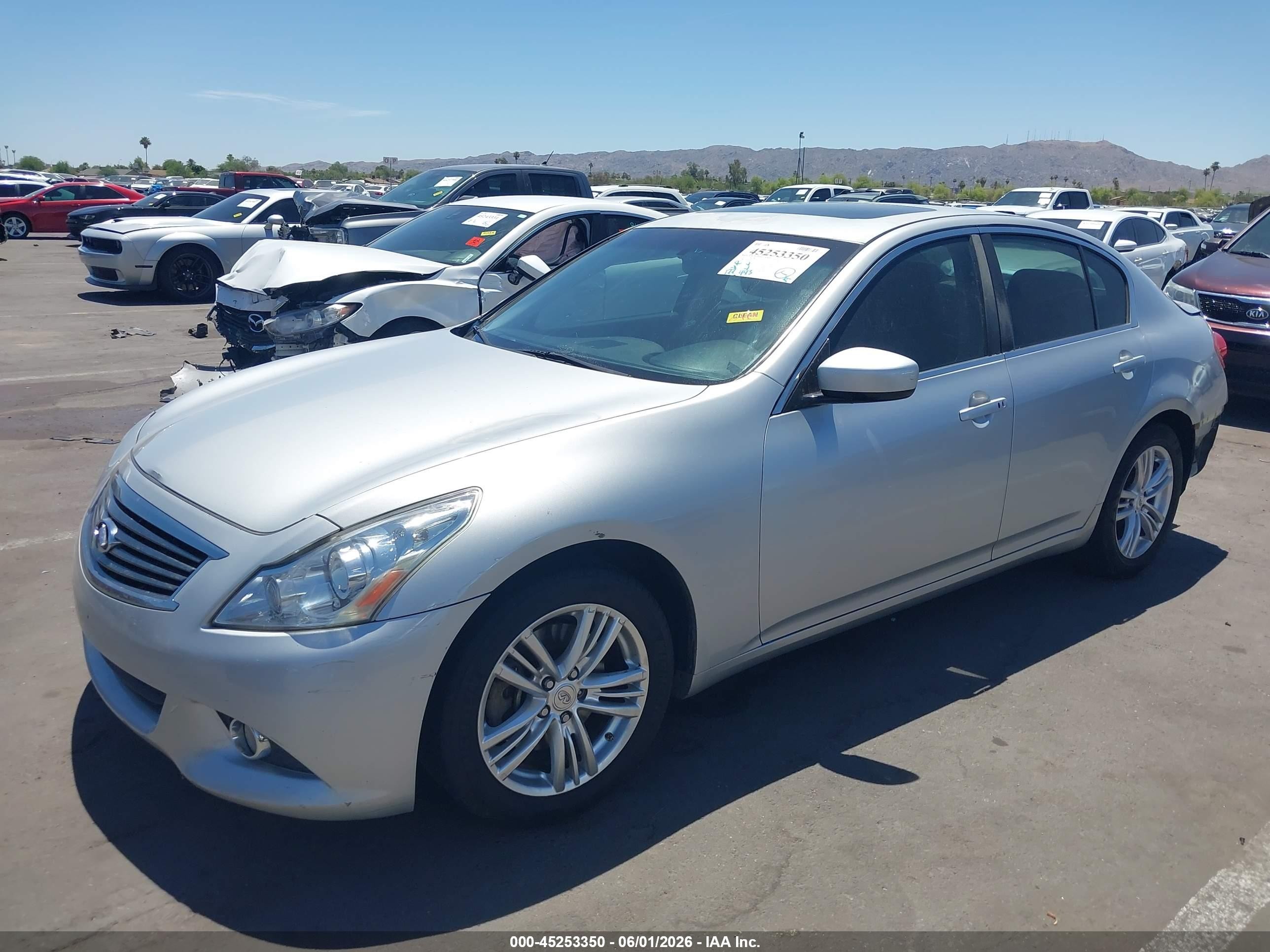 2013 Infiniti G37x   Silver vin: JN1CV6AR2DM767347