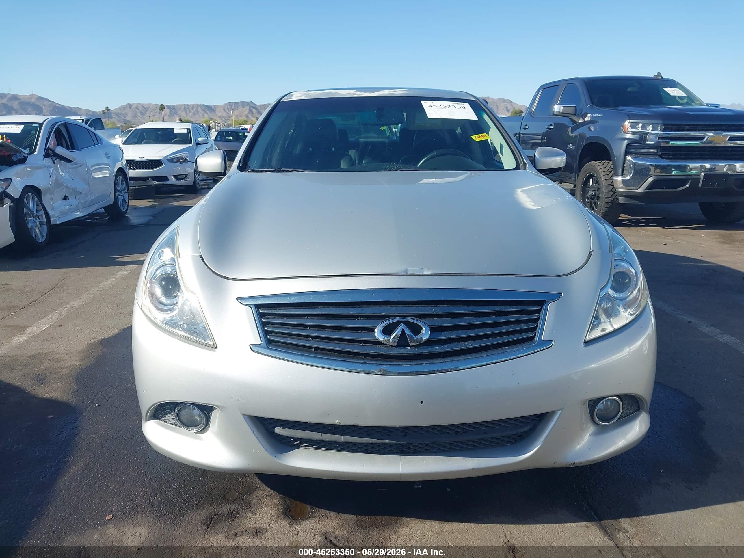 2013 Infiniti G37x   Silver vin: JN1CV6AR2DM767347