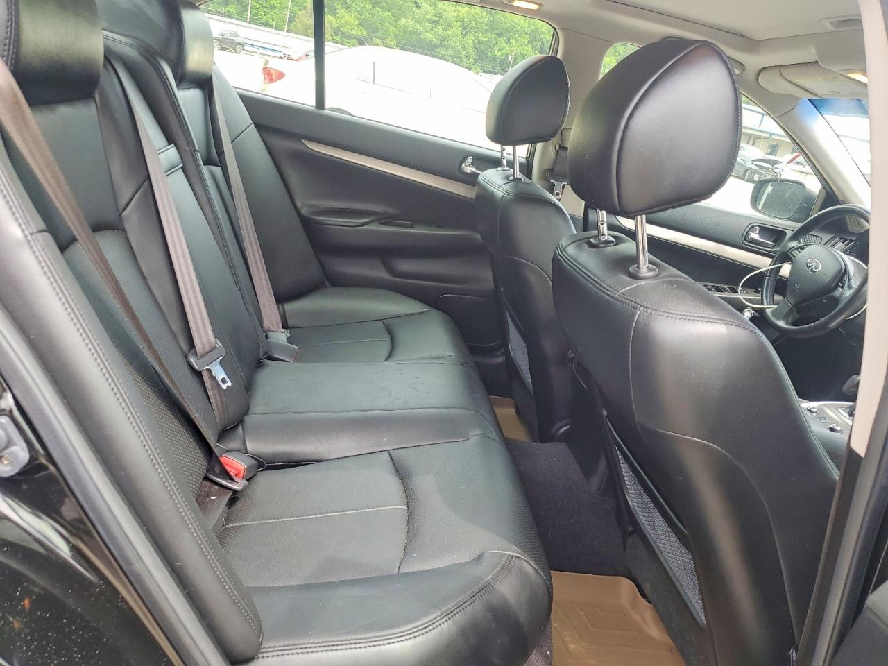 2015 Infiniti Q40 Base Black vin: JN1CV6AR2FM650113