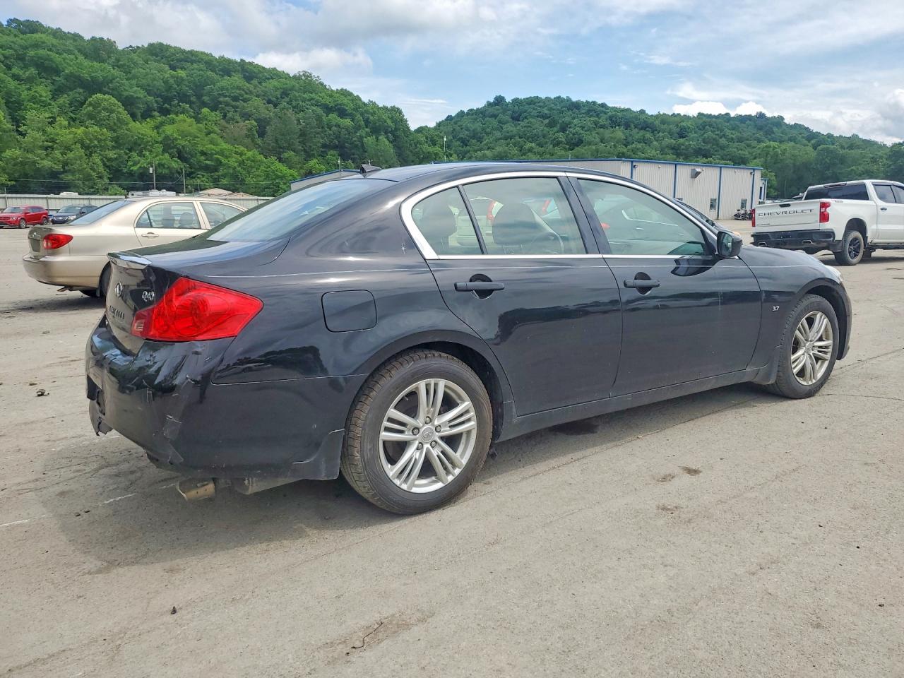 2015 Infiniti Q40 Base Black vin: JN1CV6AR2FM650113