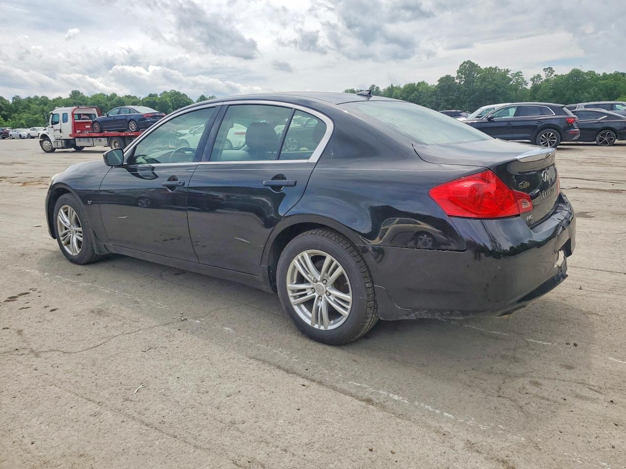 2015 Infiniti Q40 Base Black vin: JN1CV6AR2FM650113