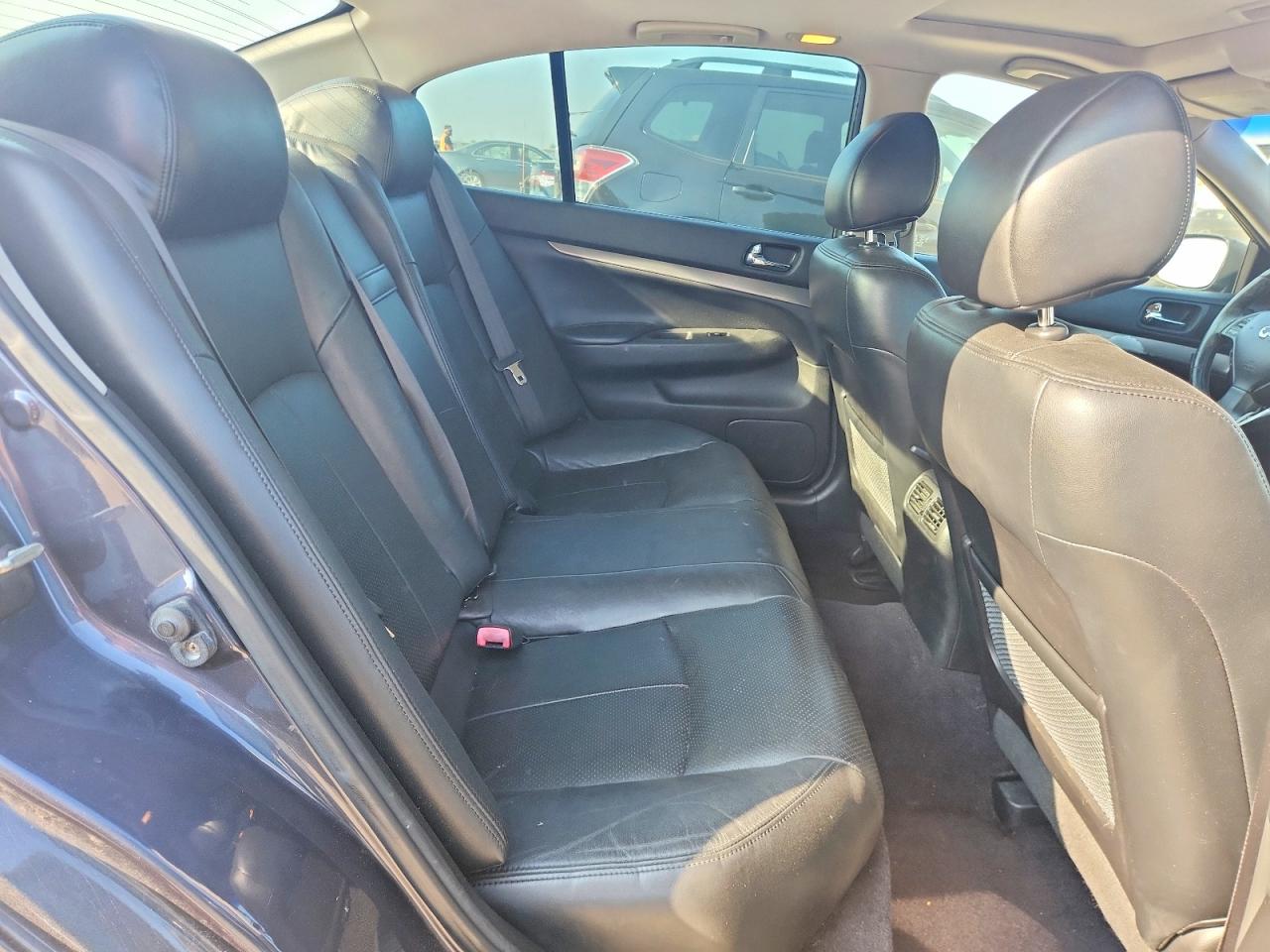 2010 Infiniti G37 Серый vin: JN1CV6AR3AM252661