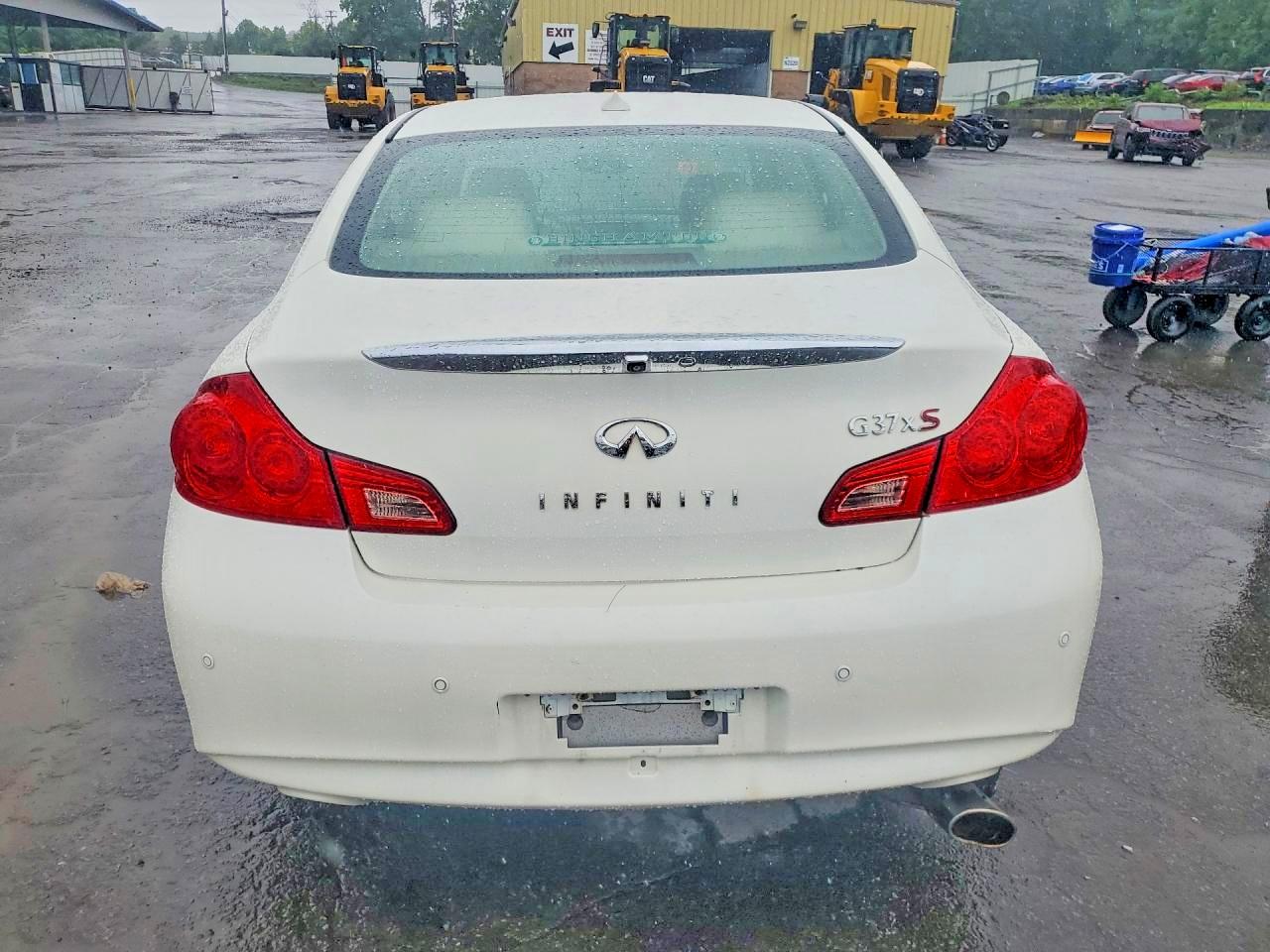2010 Infiniti G37 Белый vin: JN1CV6AR3AM454027