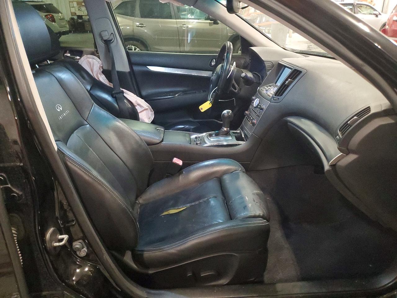 2011 Infiniti G37 Black vin: JN1CV6AR3BM354348