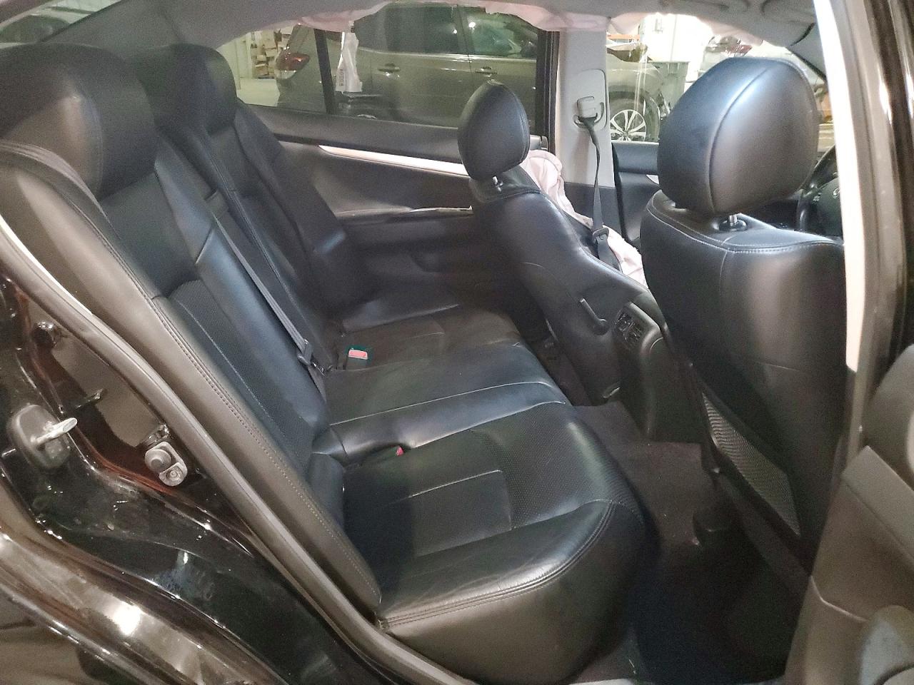 2011 Infiniti G37 Black vin: JN1CV6AR3BM354348