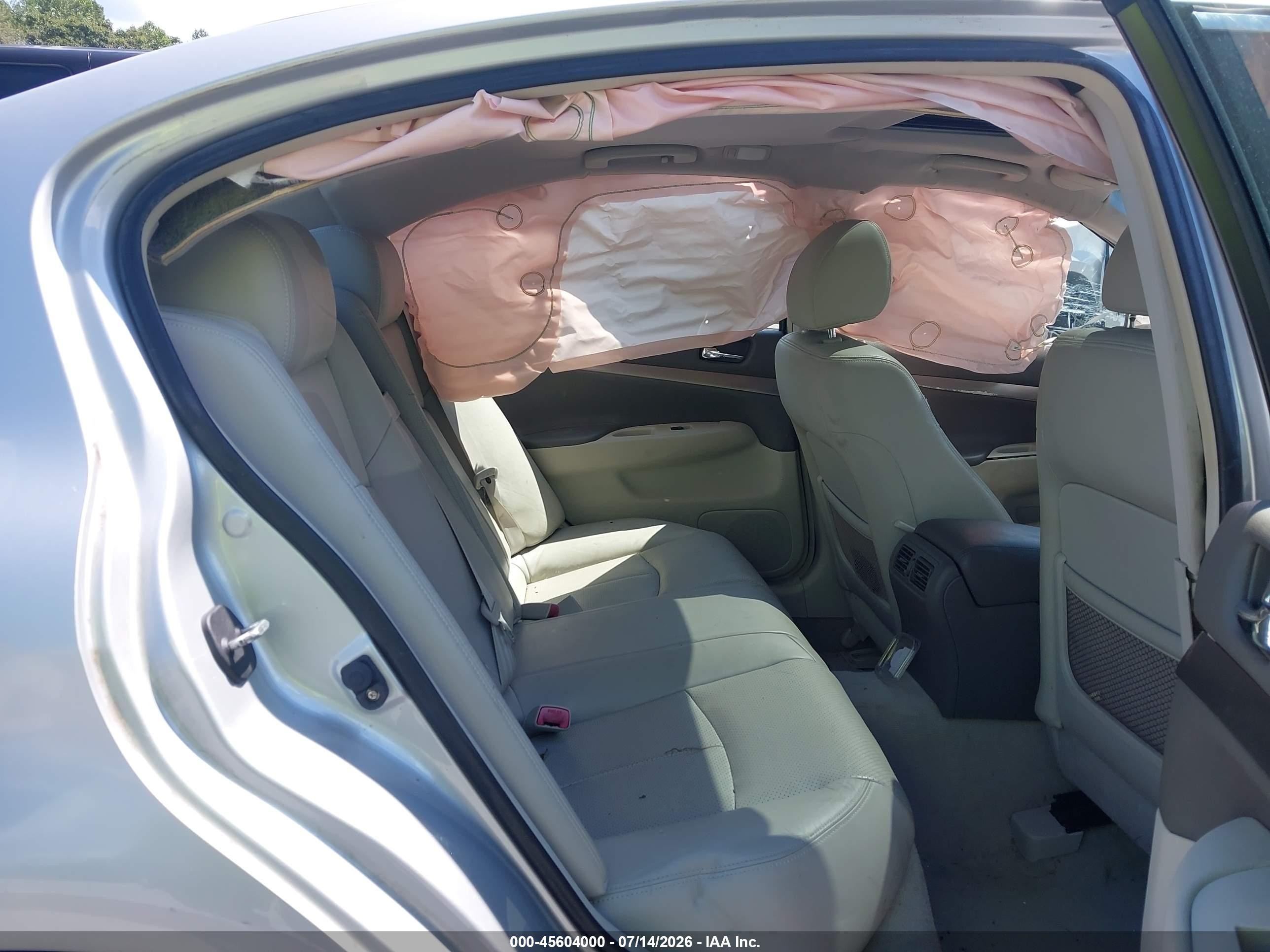 2011 Infiniti G37x Серебряный vin: JN1CV6AR3BM355192