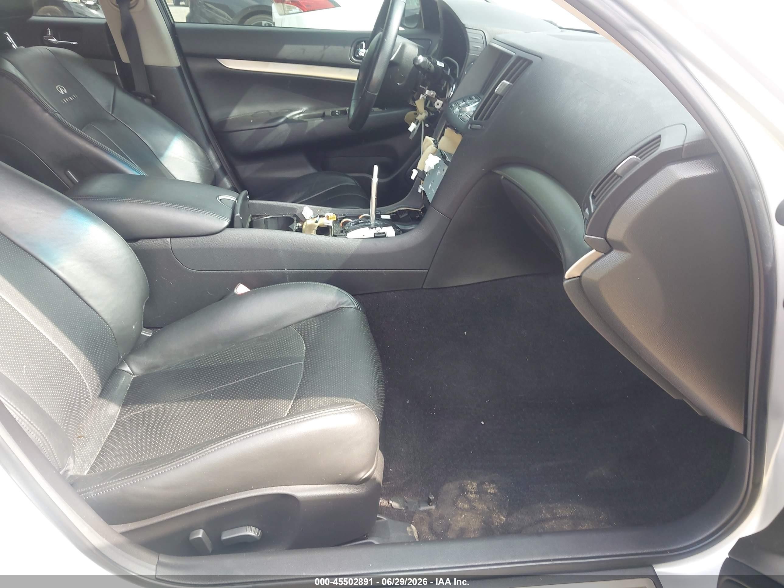 2011 Infiniti G37x   Silver vin: JN1CV6AR3BM401023