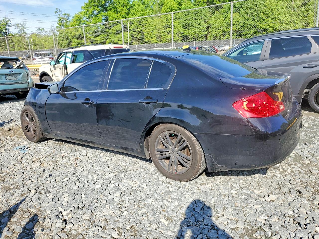 2011 Infiniti G37 Sedan X Черный vin: JN1CV6AR3BM404648