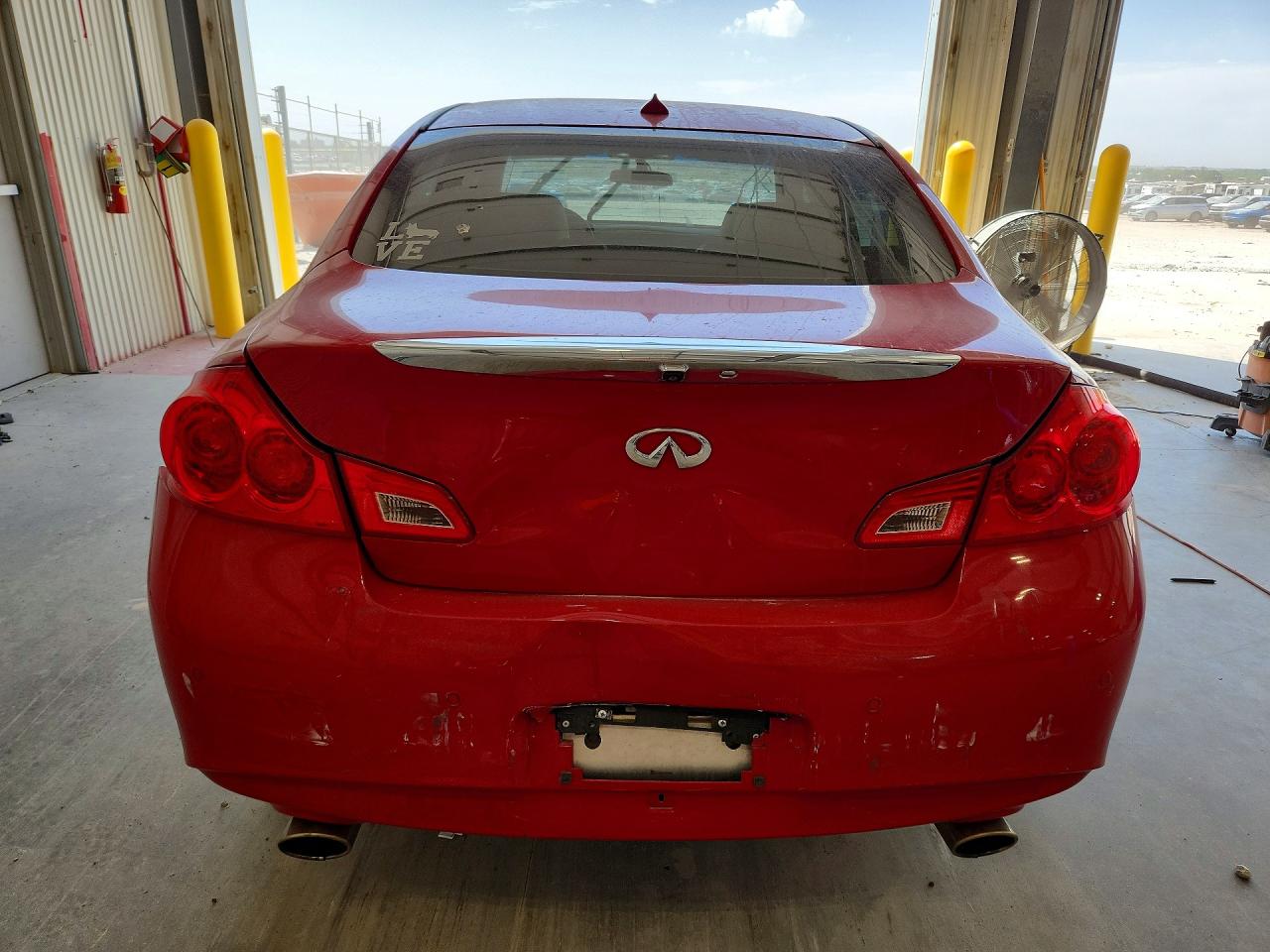 2011 Infiniti G37 Sedan X Red vin: JN1CV6AR3BM405508