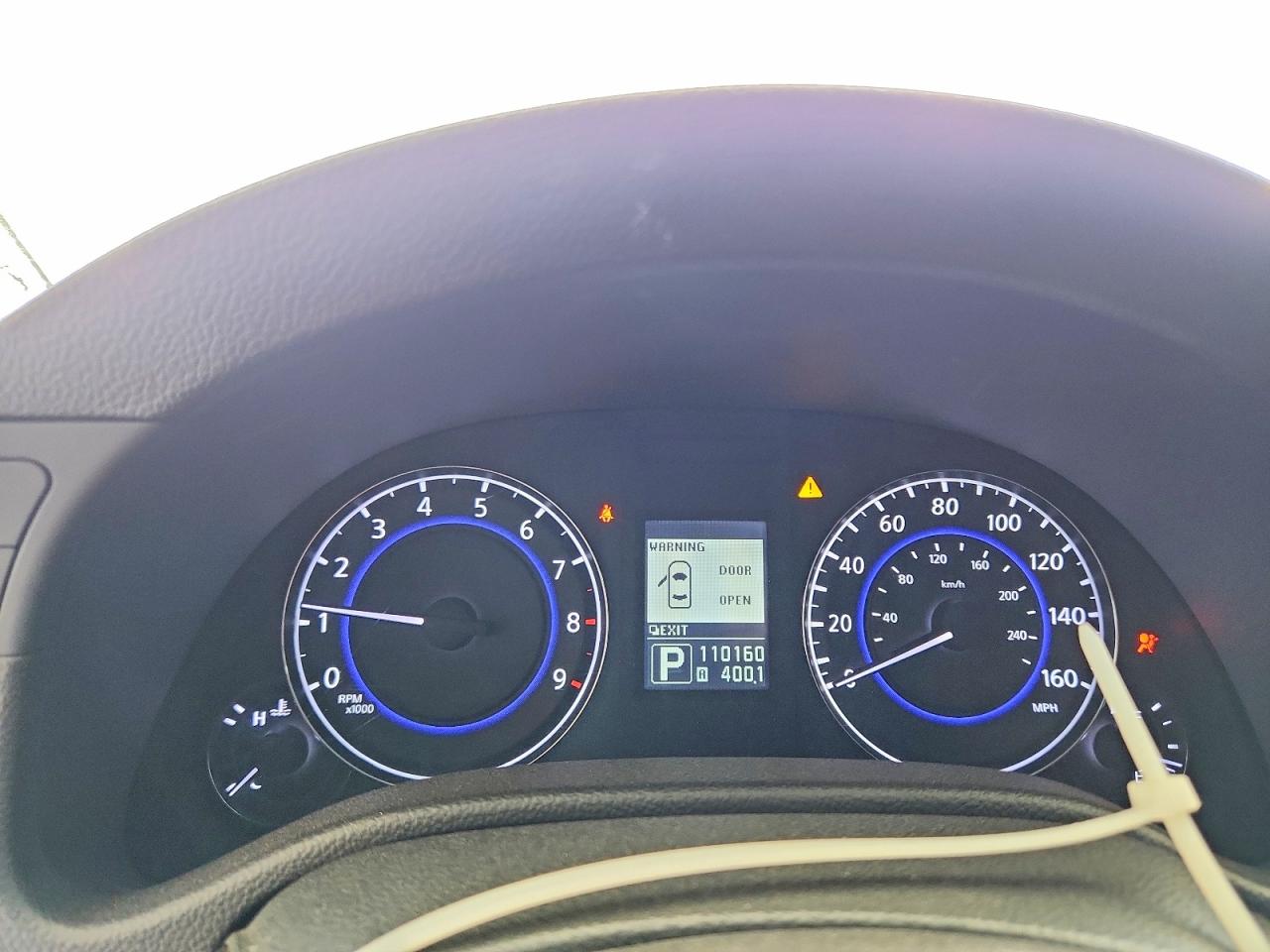 2011 Infiniti G37 Sedan X Red vin: JN1CV6AR3BM405508