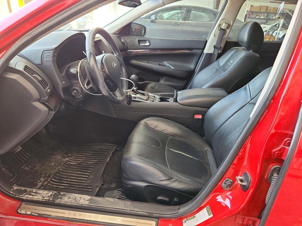 2011 Infiniti G37 Sedan X Red vin: JN1CV6AR3BM405508