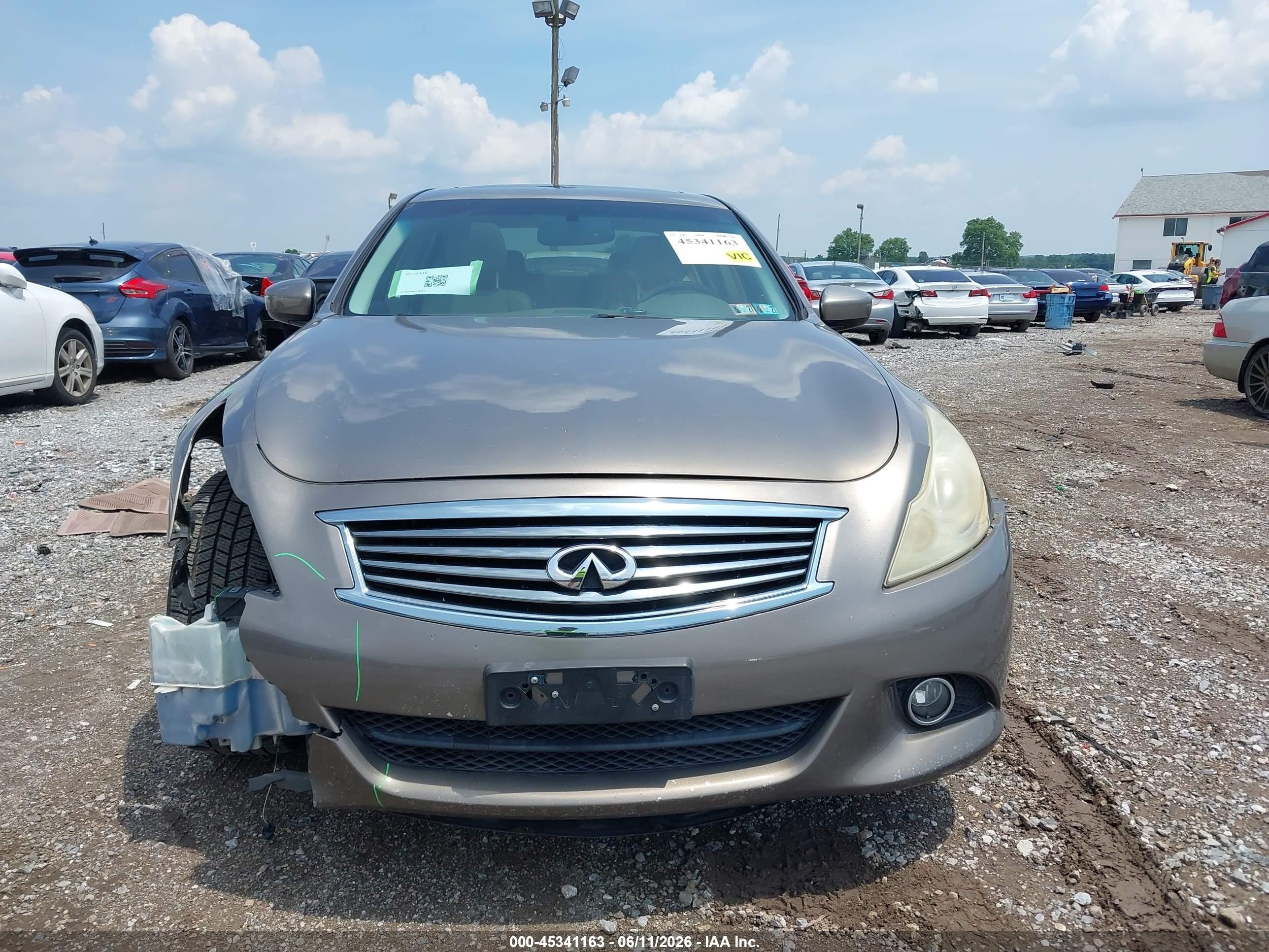 2012 Infiniti G37x   Champagne vin: JN1CV6AR3CM674383