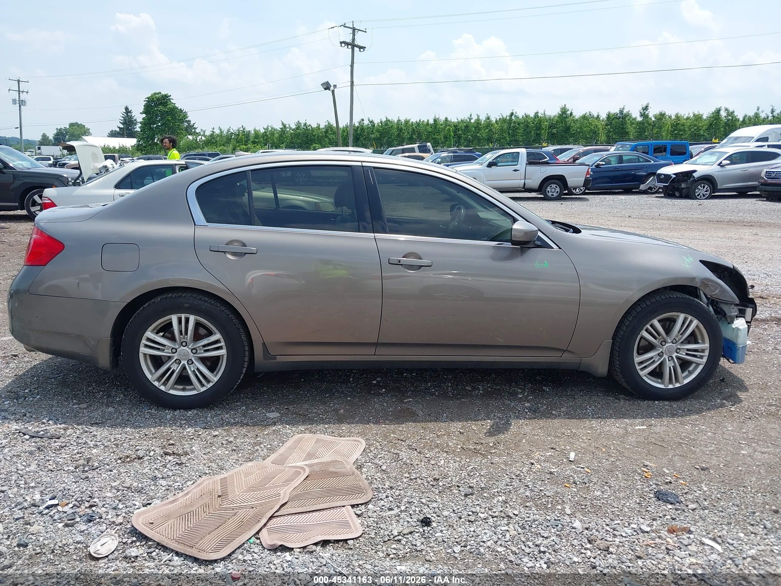 2012 Infiniti G37x   Champagne vin: JN1CV6AR3CM674383