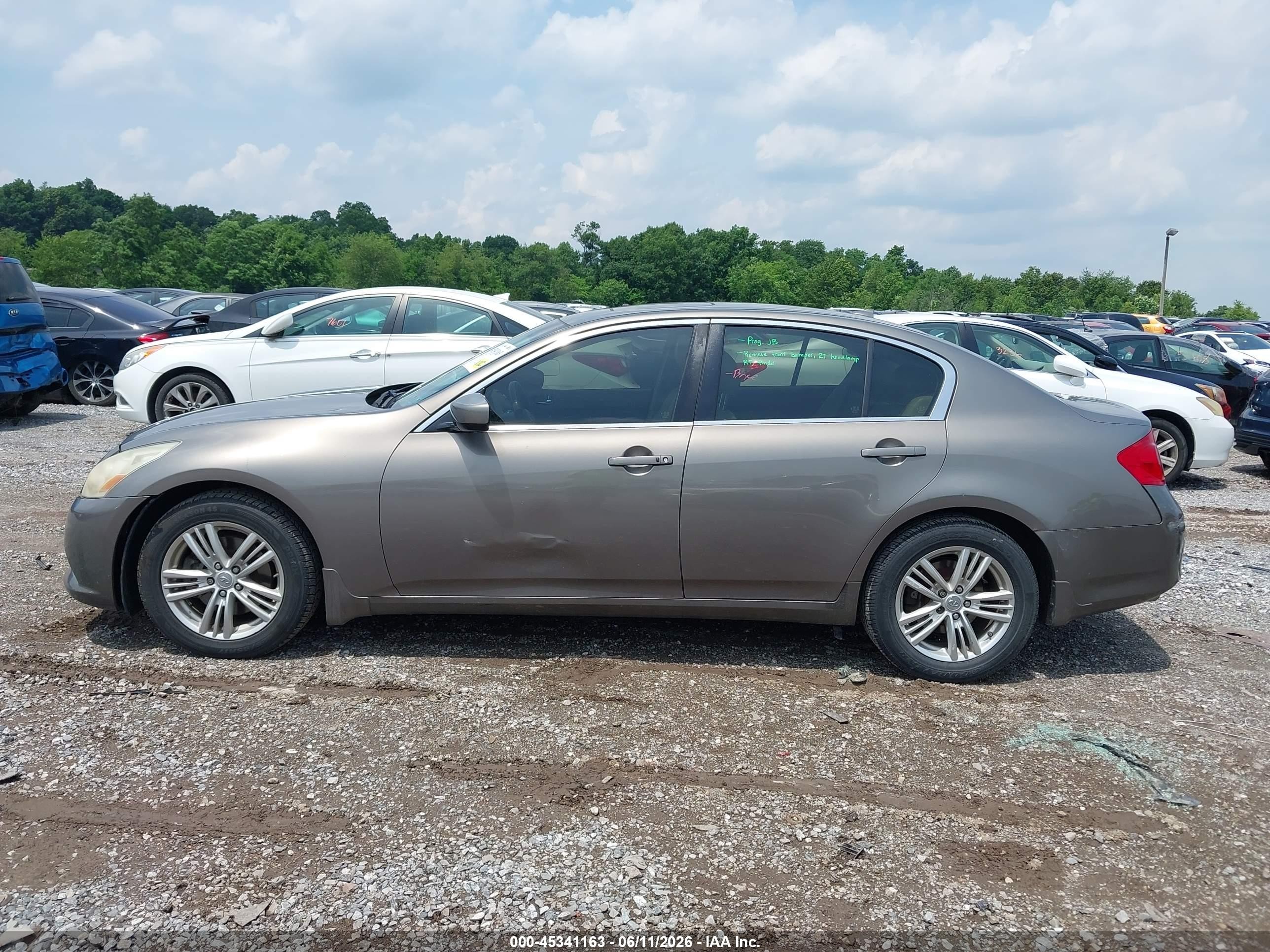 2012 Infiniti G37x   Champagne vin: JN1CV6AR3CM674383