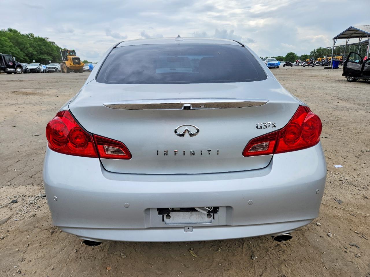 2012 Infiniti G37 Sedan X Silver vin: JN1CV6AR3CM677025