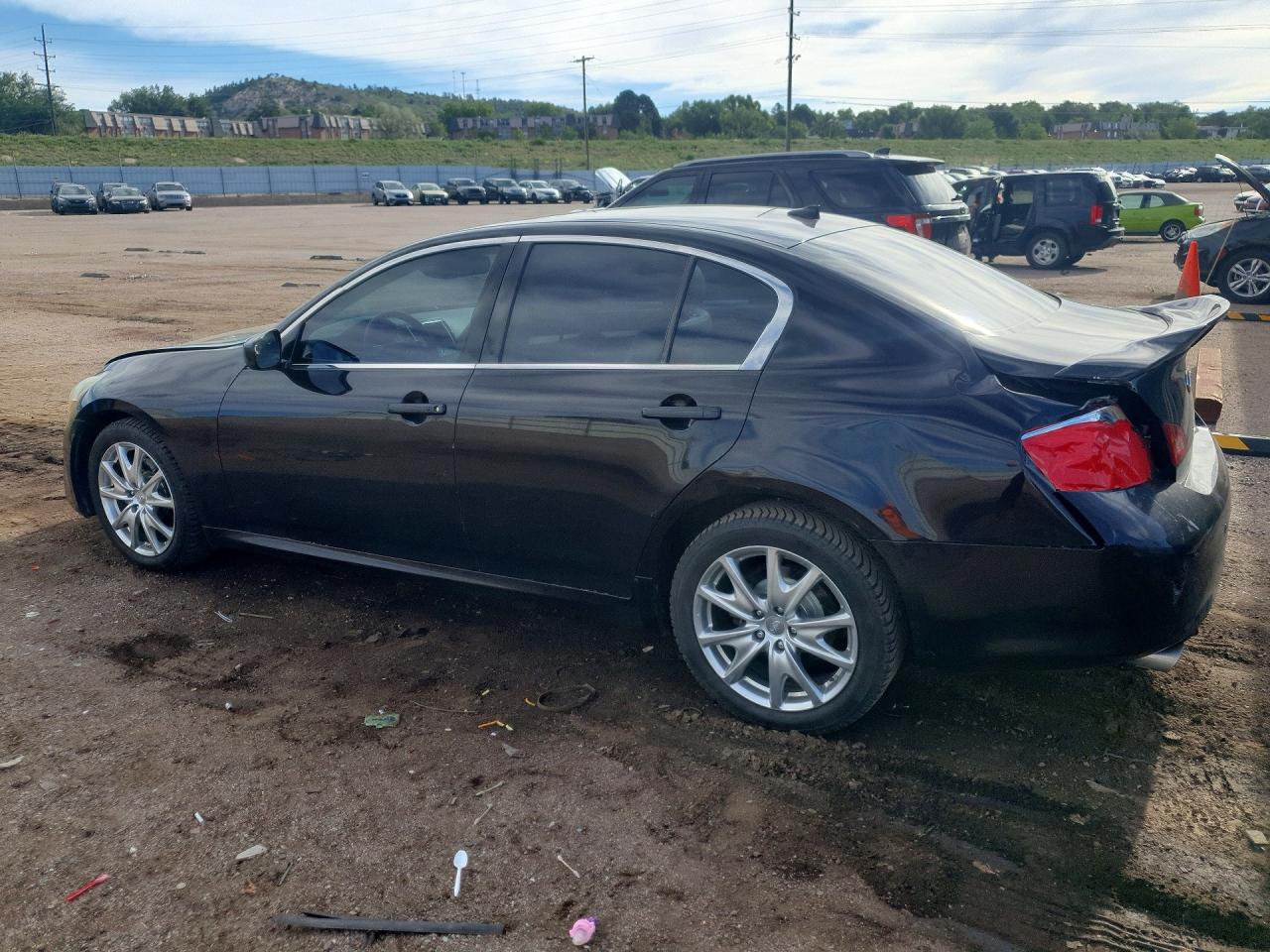 2012 Infiniti G37 Sedan X Черный vin: JN1CV6AR3CM975705