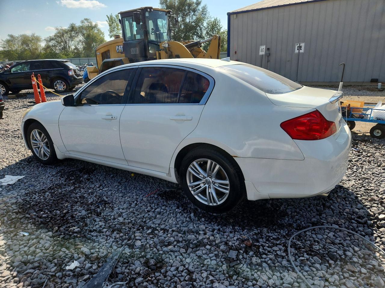 2013 Infiniti G37 Sedan X White vin: JN1CV6AR3DM353042