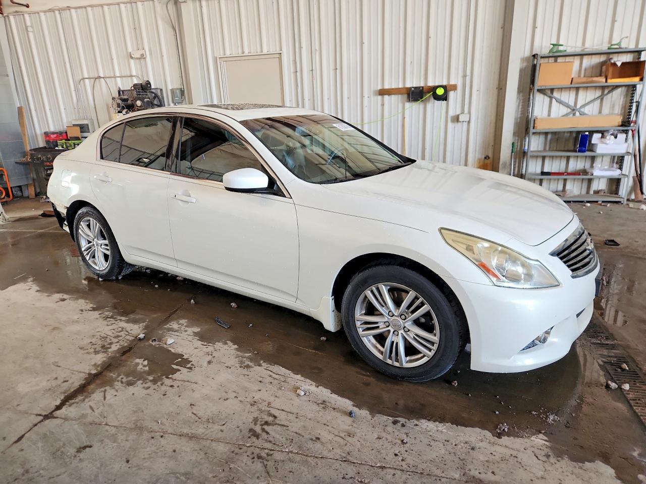 2013 Infiniti G37 Sedan X White vin: JN1CV6AR3DM354532