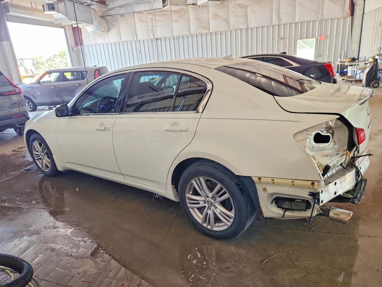 2013 Infiniti G37 Sedan X White vin: JN1CV6AR3DM354532