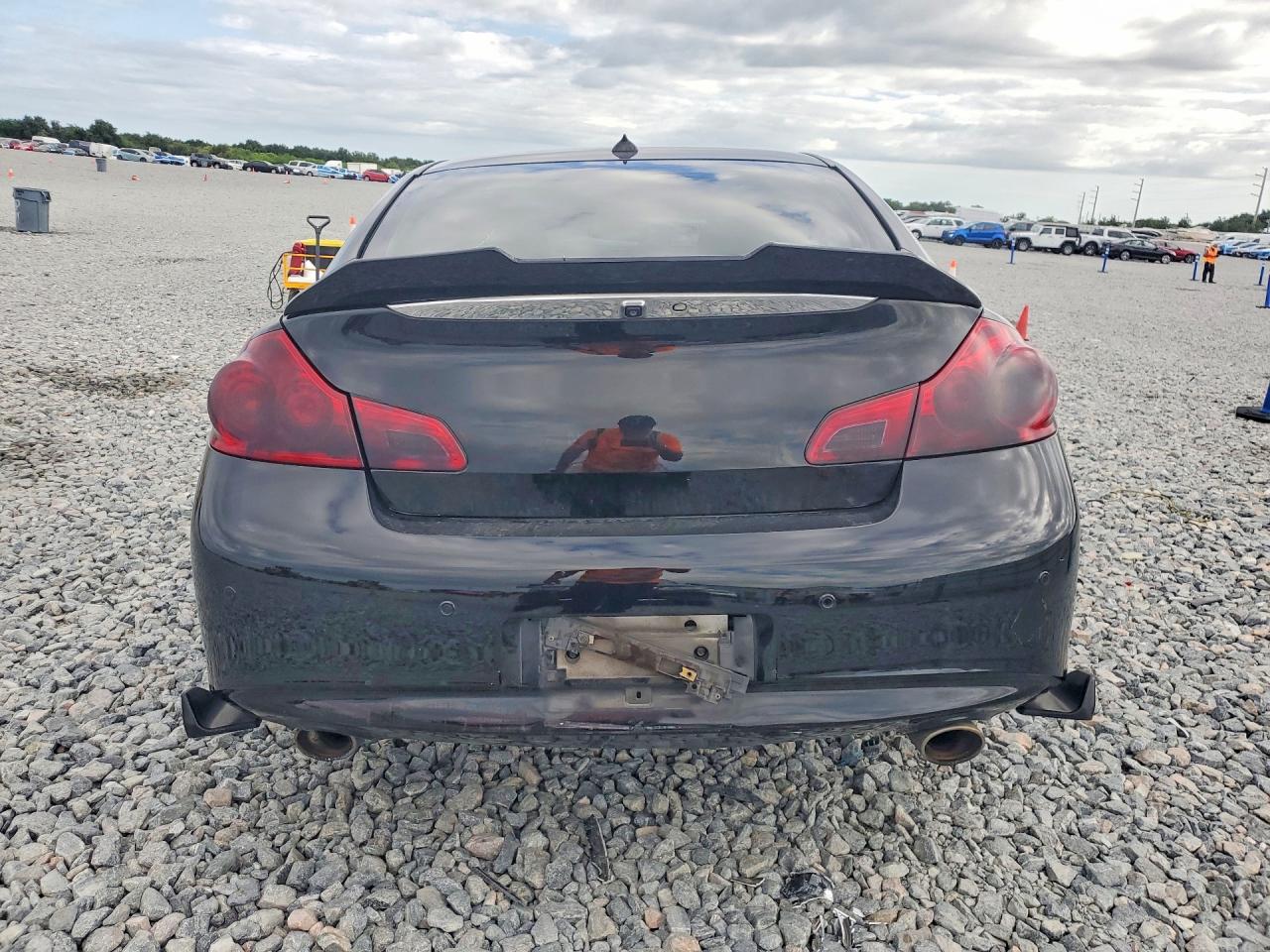 2013 Infiniti G37 Sedan X Черный vin: JN1CV6AR3DM355213