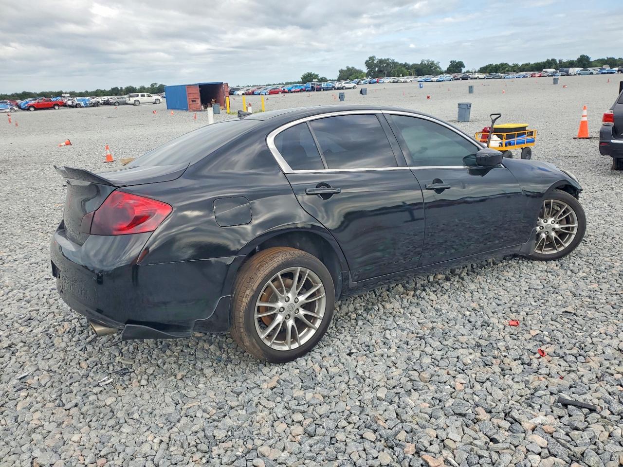 2013 Infiniti G37 Sedan X Черный vin: JN1CV6AR3DM355213