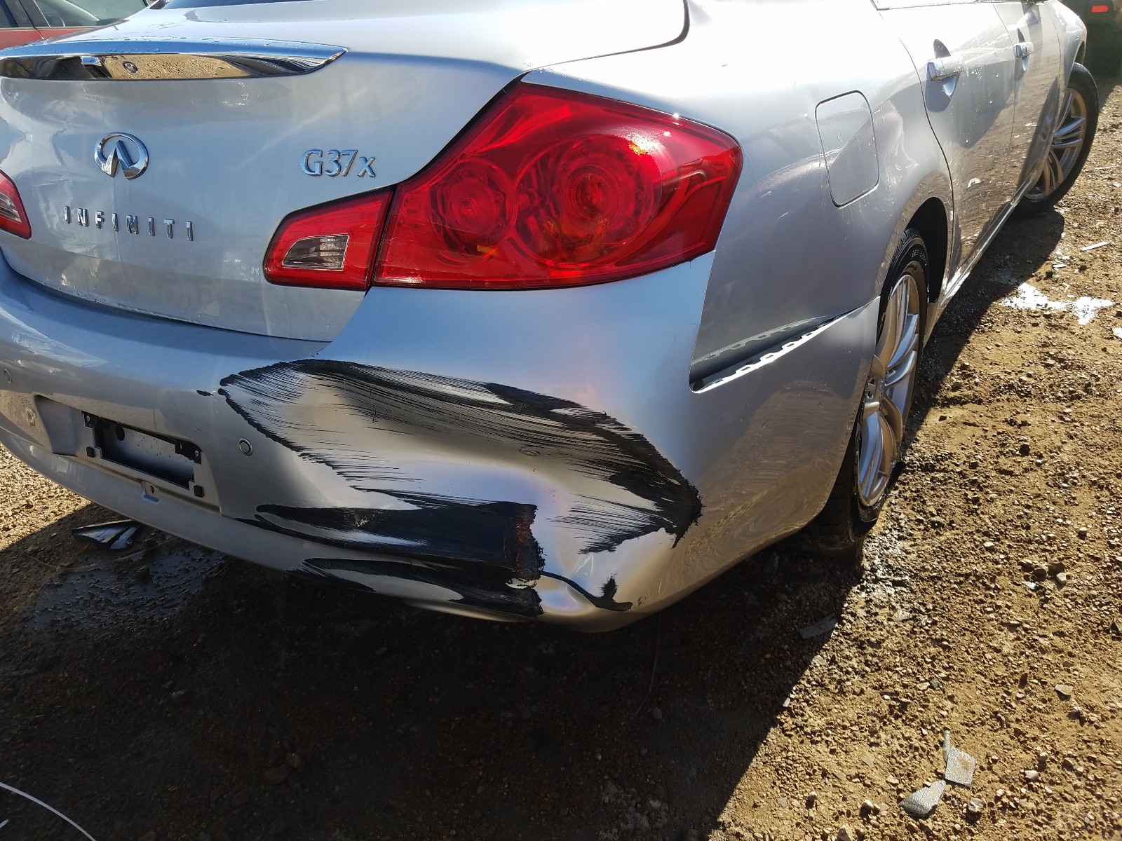 2013 Infiniti G37  Серебряный vin: JN1CV6AR3DM357138