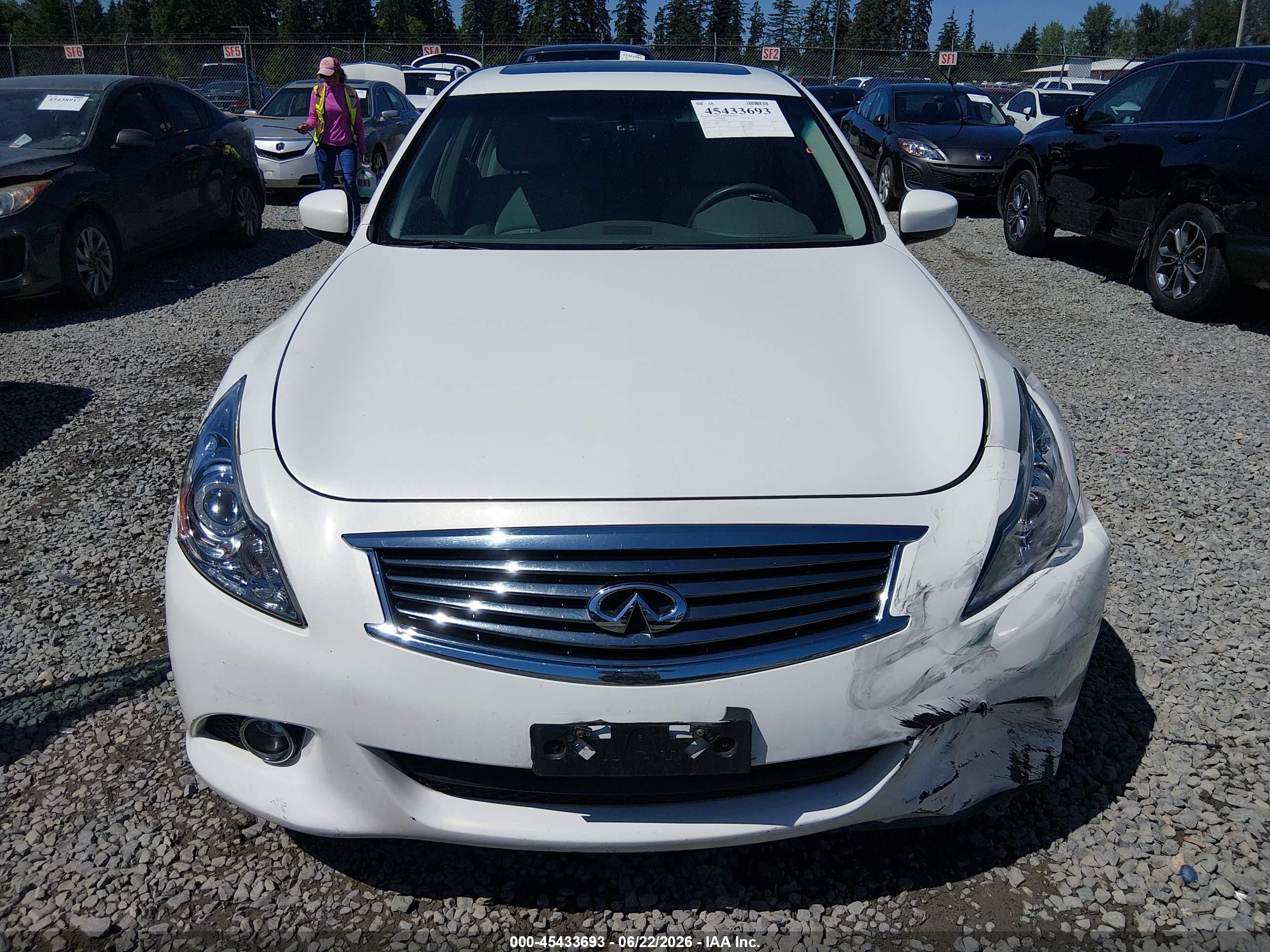 2013 Infiniti G37x White vin: JN1CV6AR3DM765056