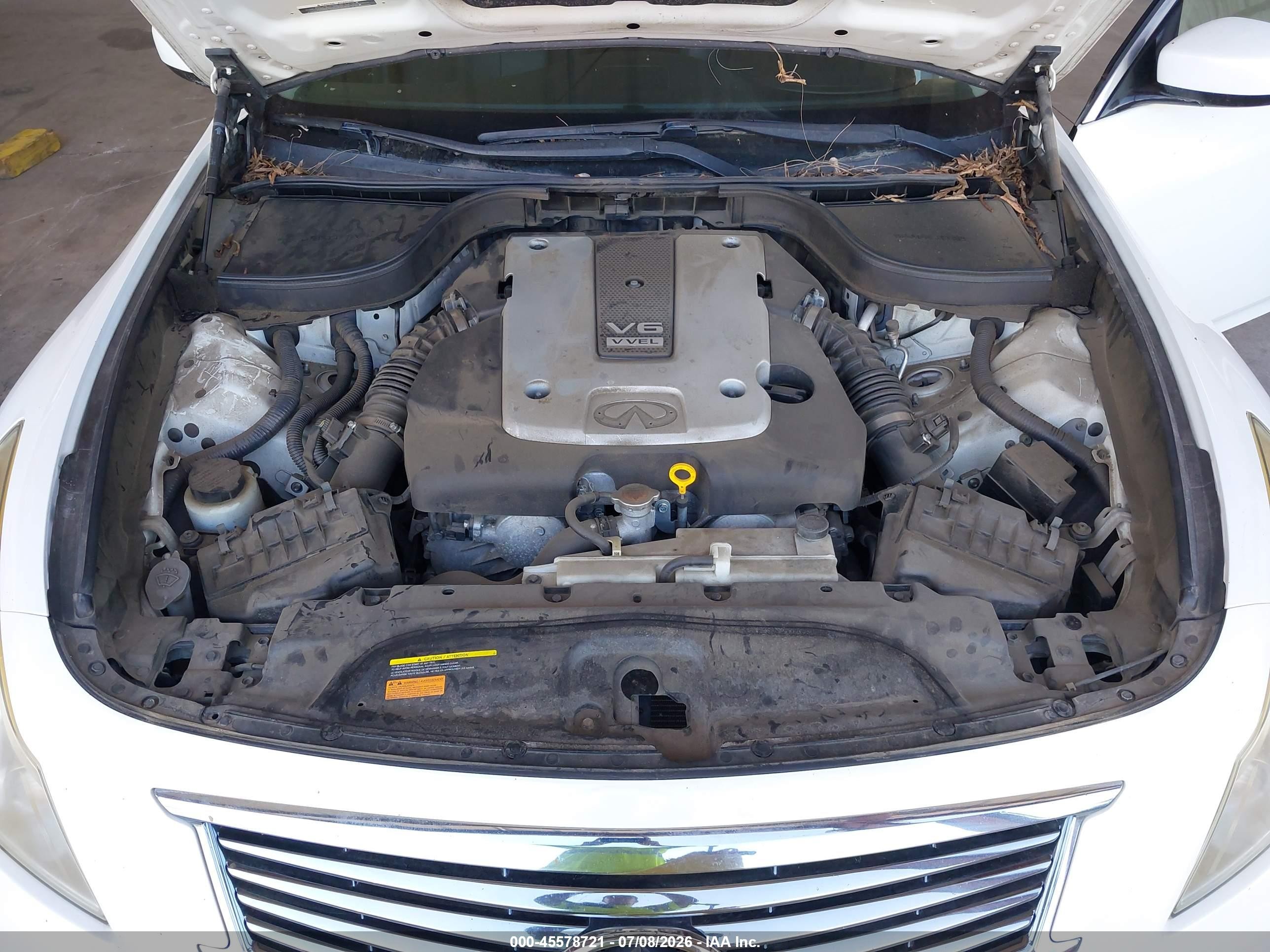 2013 Infiniti G37x   White vin: JN1CV6AR3DM767745