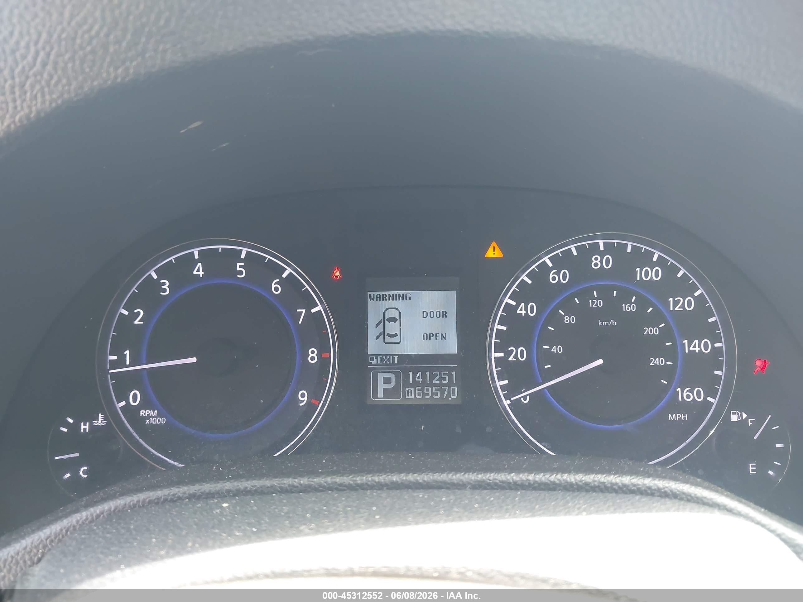 2015 Infiniti Q40   Серый vin: JN1CV6AR3FM524004