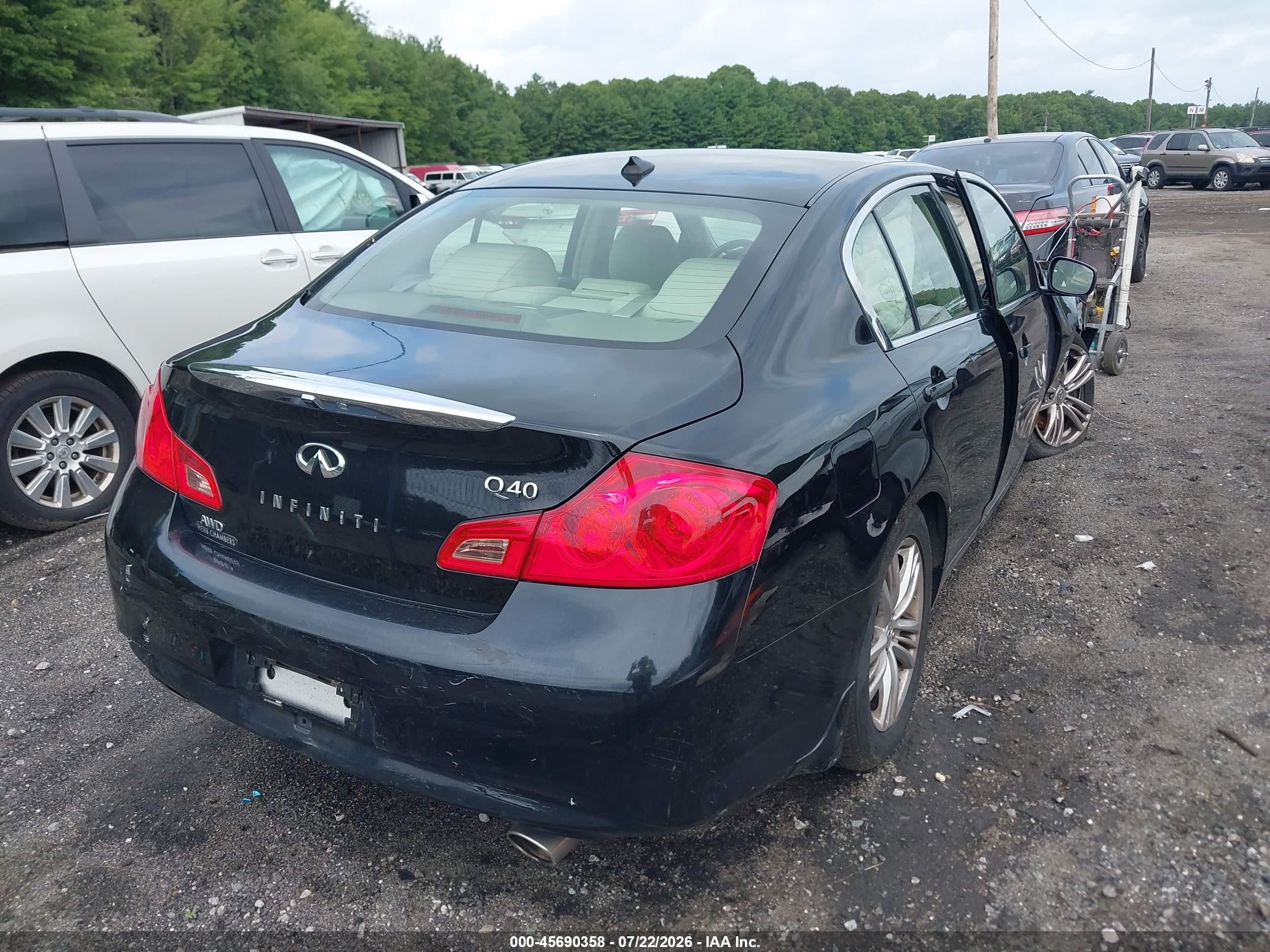 2015 Infiniti Q40   Black vin: JN1CV6AR3FM650685