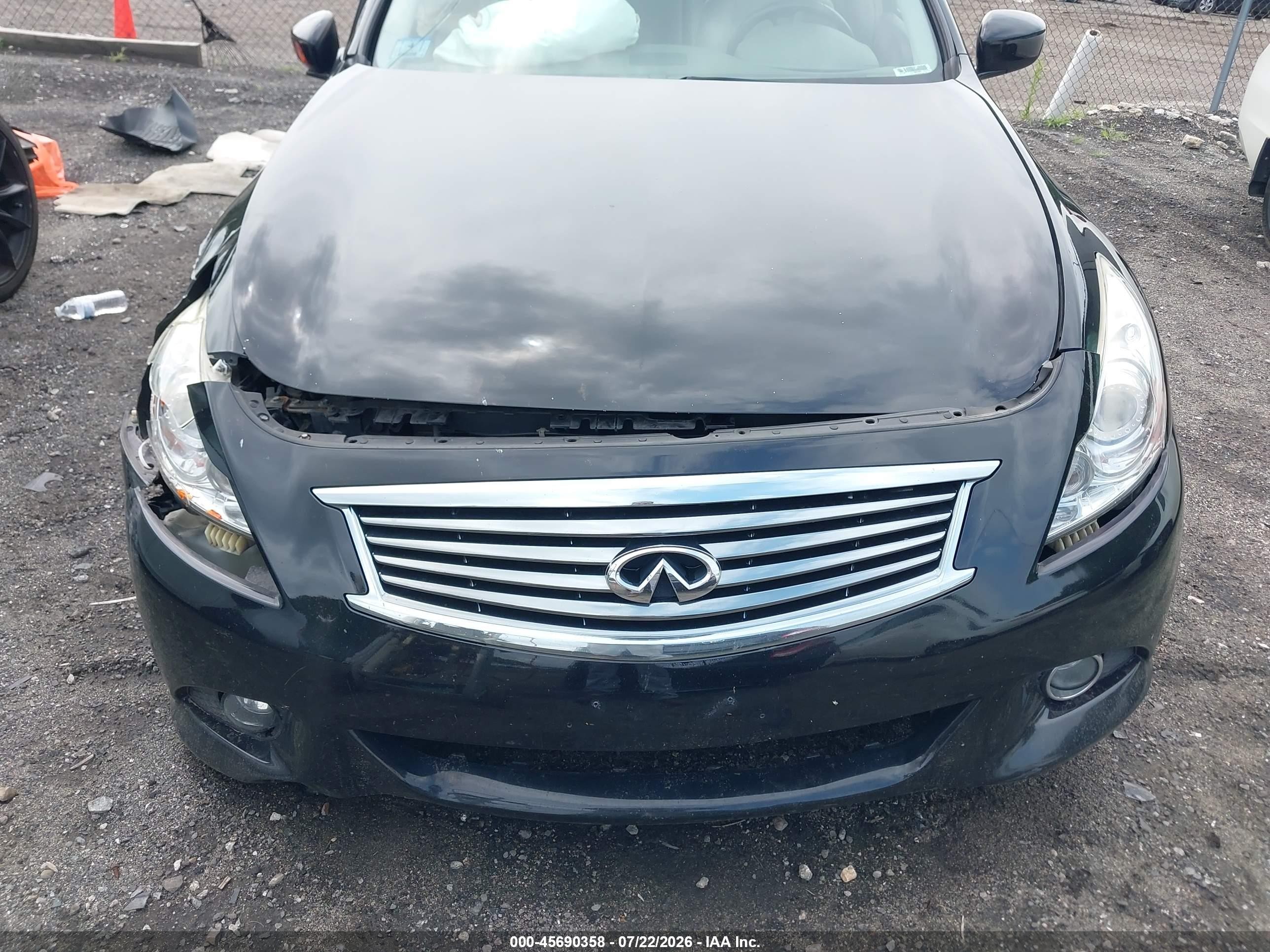 2015 Infiniti Q40   Black vin: JN1CV6AR3FM650685