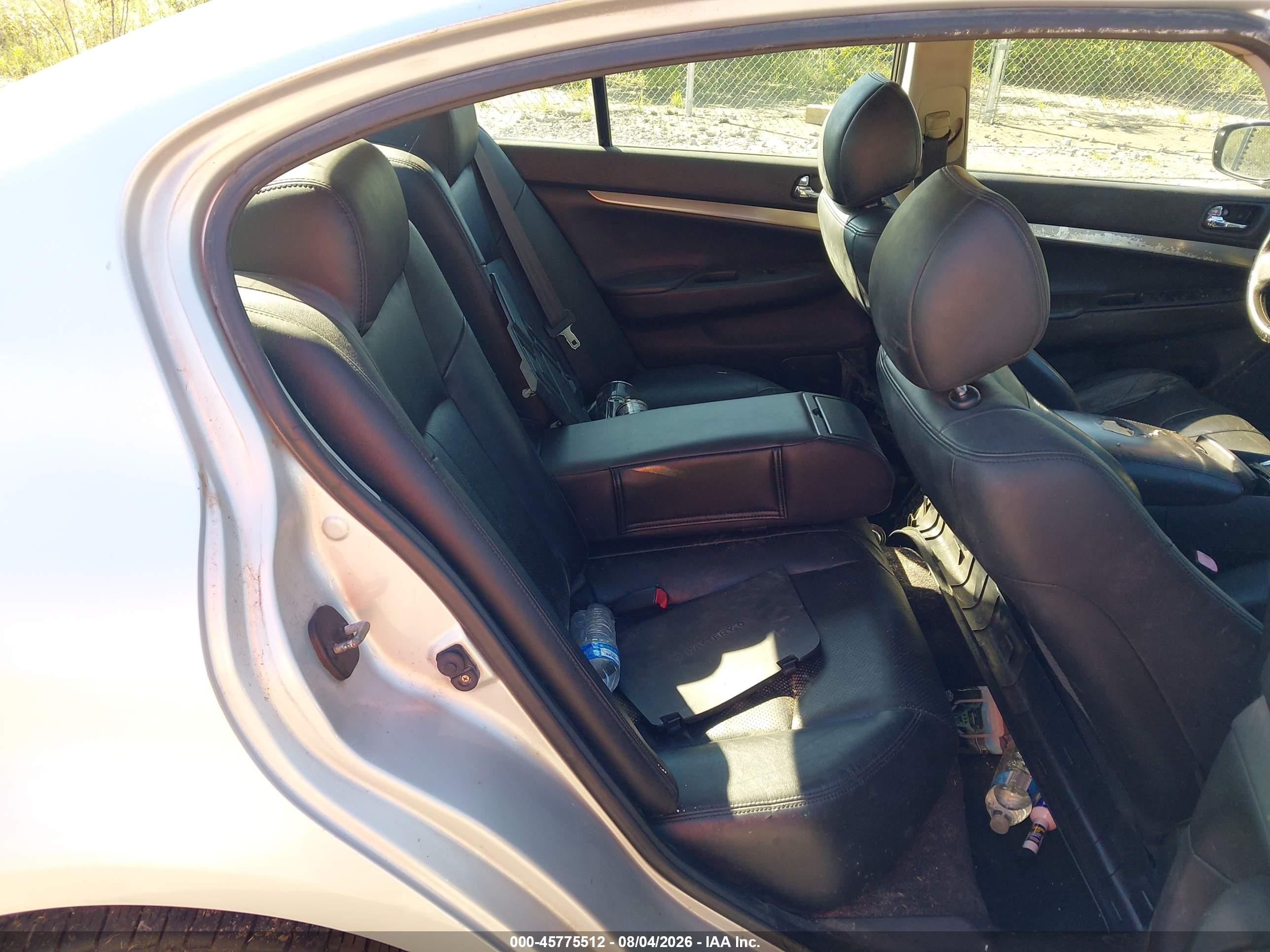 2010 Infiniti G37x   Серебряный vin: JN1CV6AR4AM251146