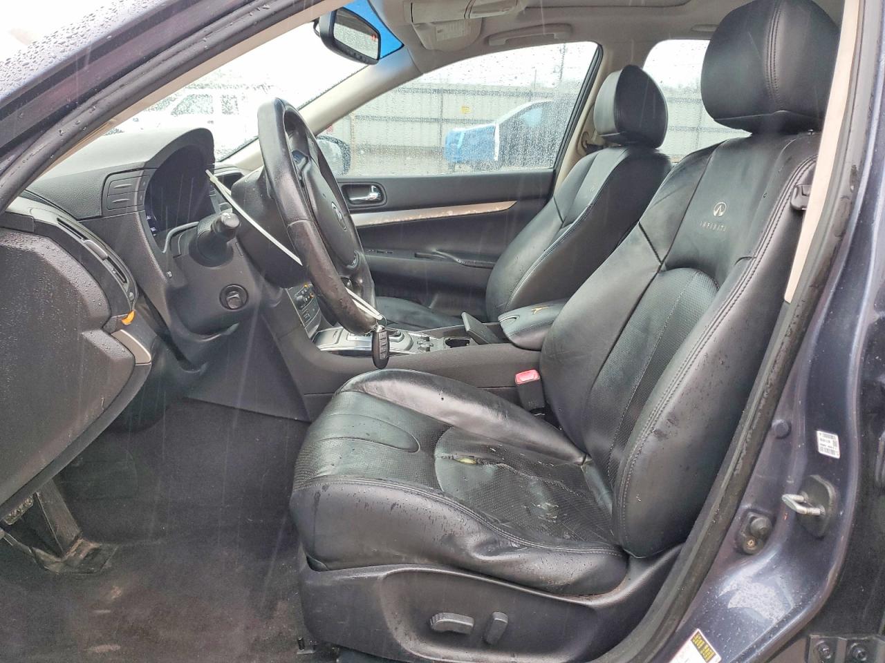 2010 Infiniti G37 Blue vin: JN1CV6AR4AM251714