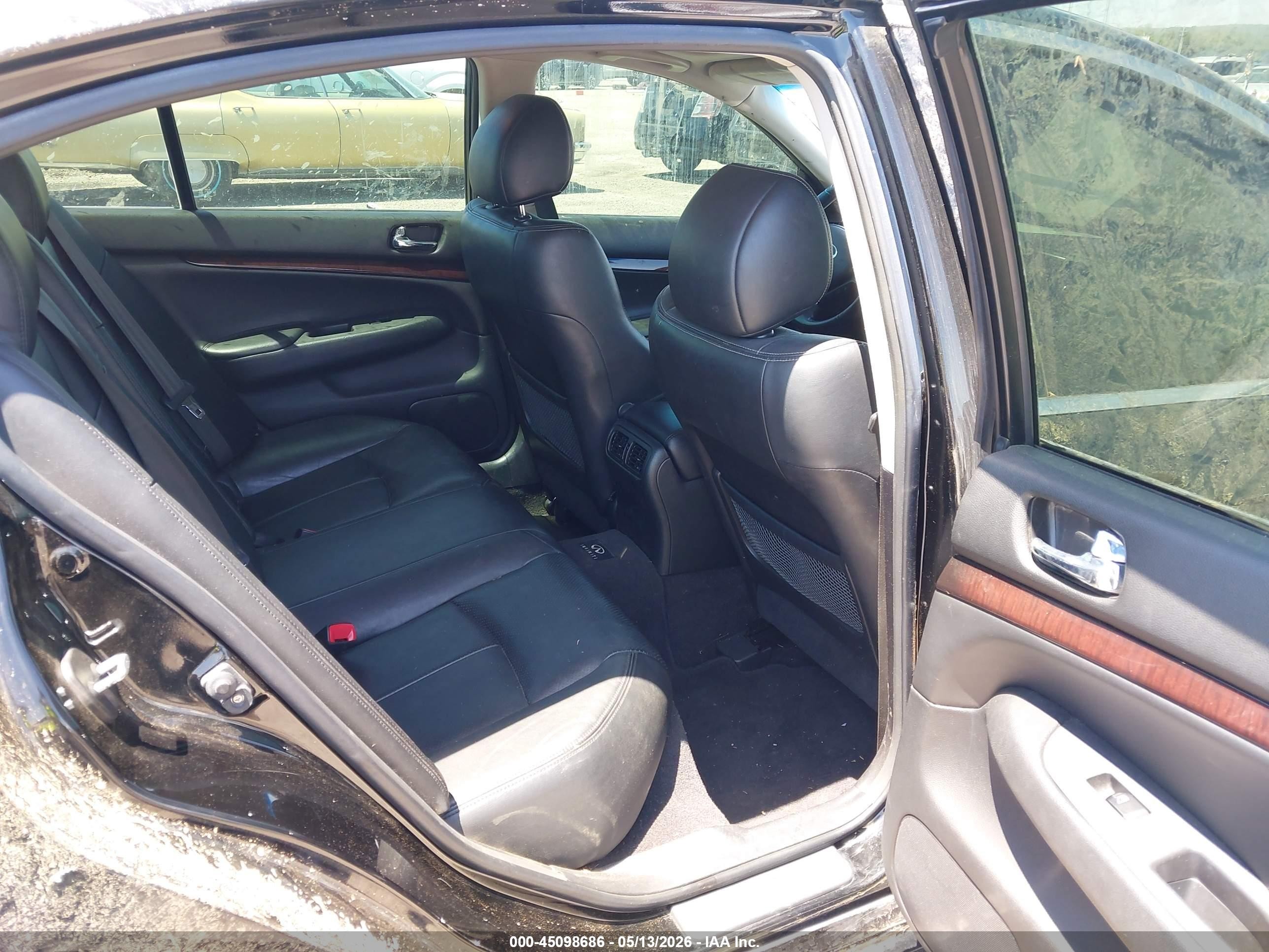 2010 Infiniti G37x   Черный vin: JN1CV6AR4AM252247