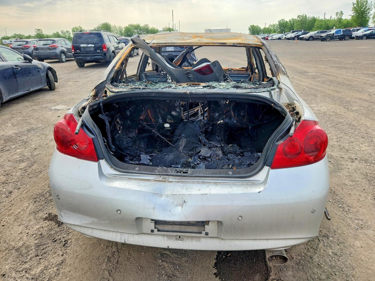 2012 Infiniti G37 Sedan Burn vin: JN1CV6AR4CM682900
