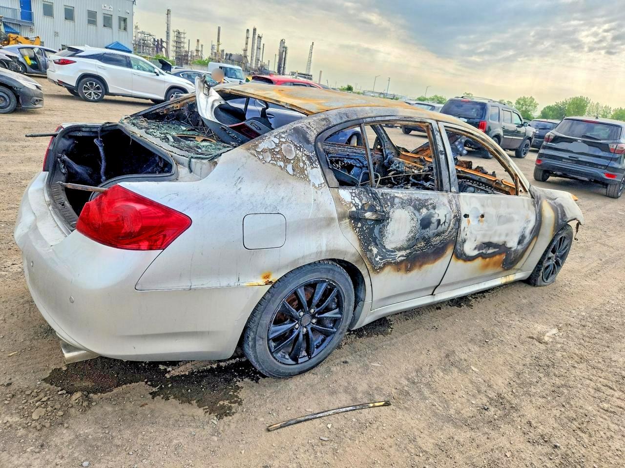 2012 Infiniti G37 Sedan Burn vin: JN1CV6AR4CM682900