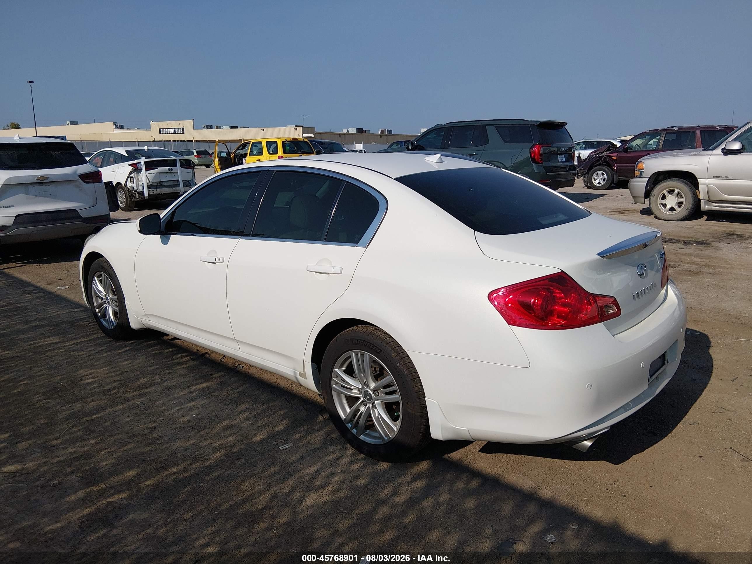 2012 Infiniti G37x   White vin: JN1CV6AR4CM971341