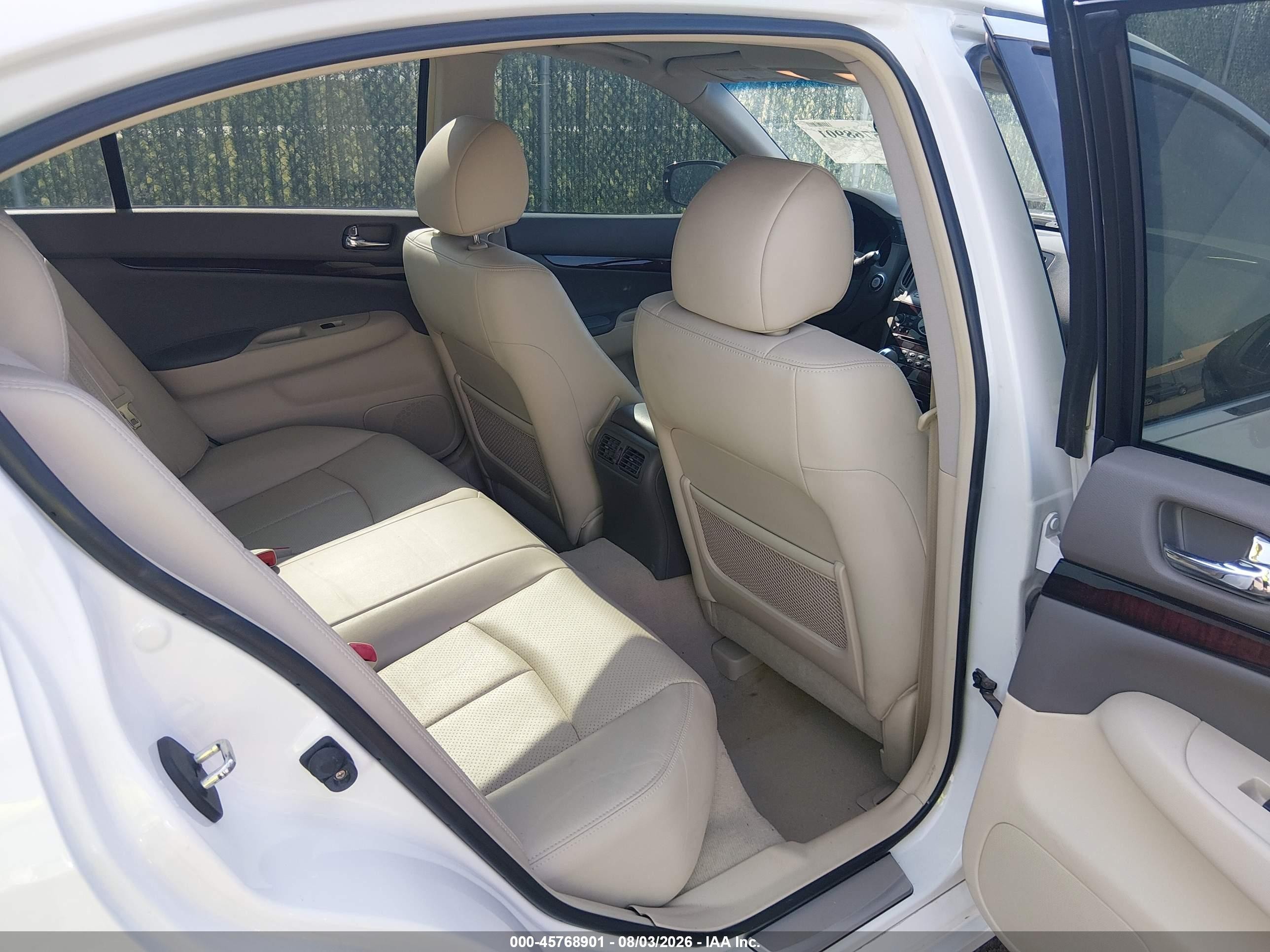 2012 Infiniti G37x   White vin: JN1CV6AR4CM971341